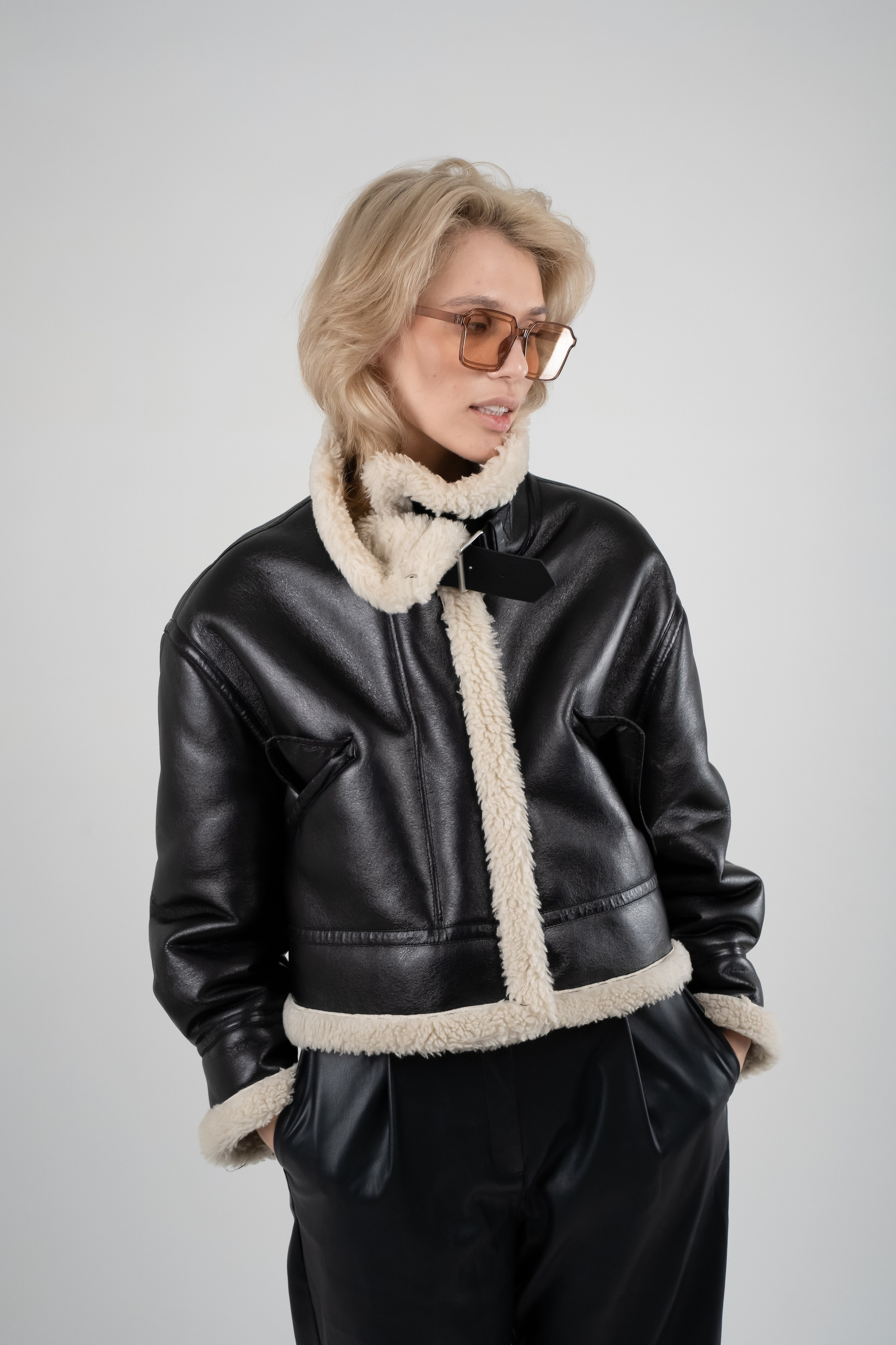 фотосъёмка для маркетплейсов предметная съёмка для маркетплейса фото товаров для Ozon / Wildberries / Яндекс Маркет студийная съёмка для карточек товара видеосъёмка для маркетплейсов контент для карточек товара продающие фото для Wildberries профессиональные фото для маркетплейсов видеообзор товара для Ozon / WB видеоинструкция для маркетплейса лукбук для видеосъёмка продакшн студия полного цикла производство видео под ключ создание рекламного ролика видеосъёмка для бизнеса креативная видеосъёмка съемка видеообзоров имиджевое видео для бренда промо ролик под маркетплейс видеоролик под Wildberries / Ozonмаркетплейсов инфографика для маркетплейса  