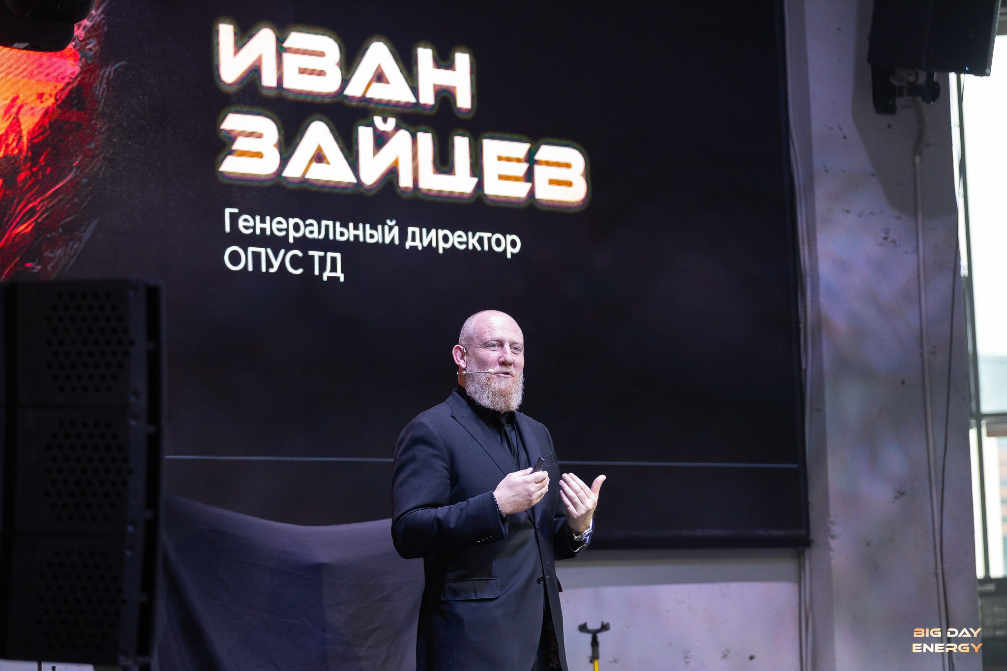 MIKHAIL VASSILYEV — Свадебный и Репортажный фотограф в Алматы