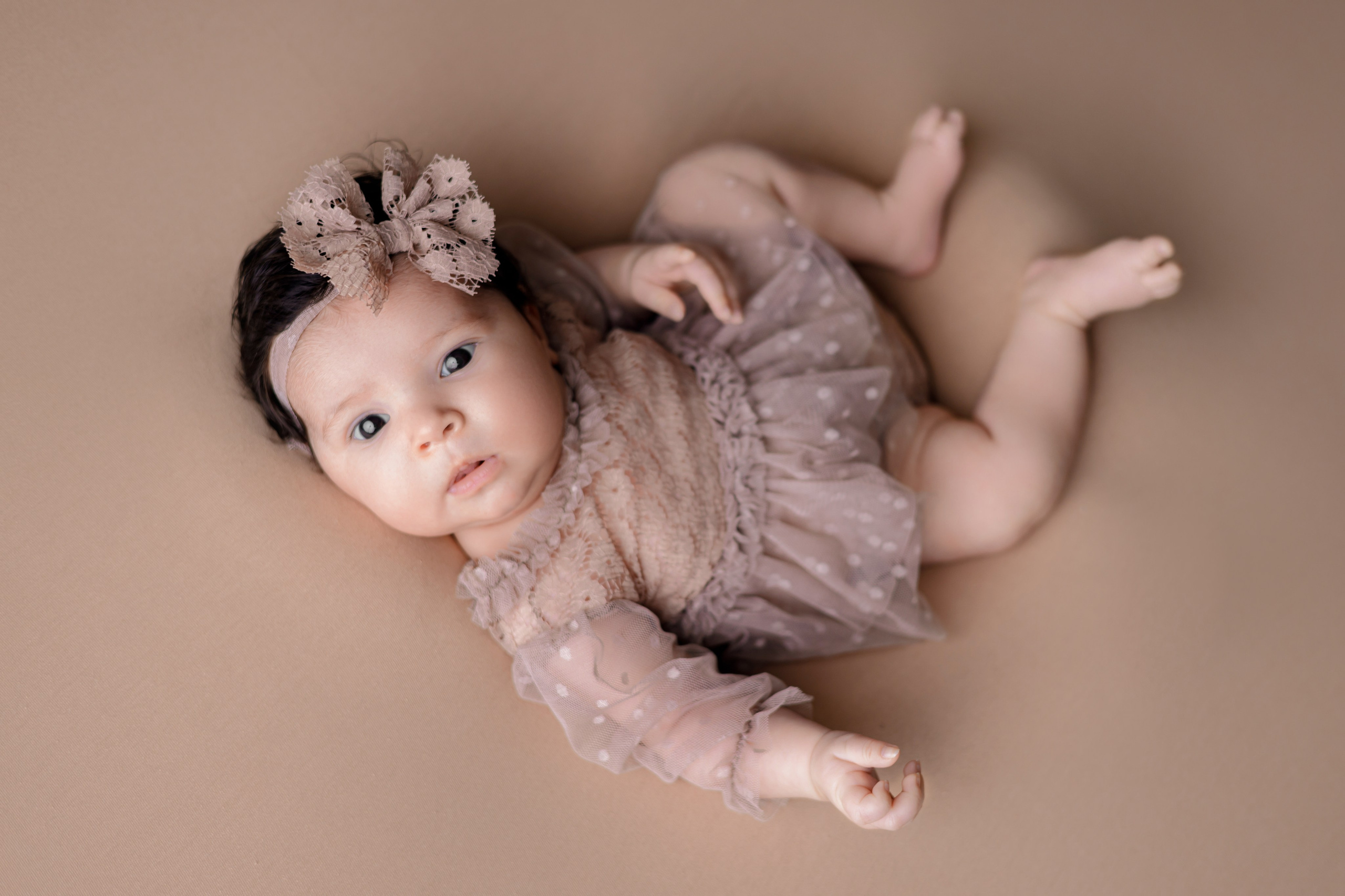 Аймира. Евгения Горбунова фотограф новорожденных в Новом Уренгое