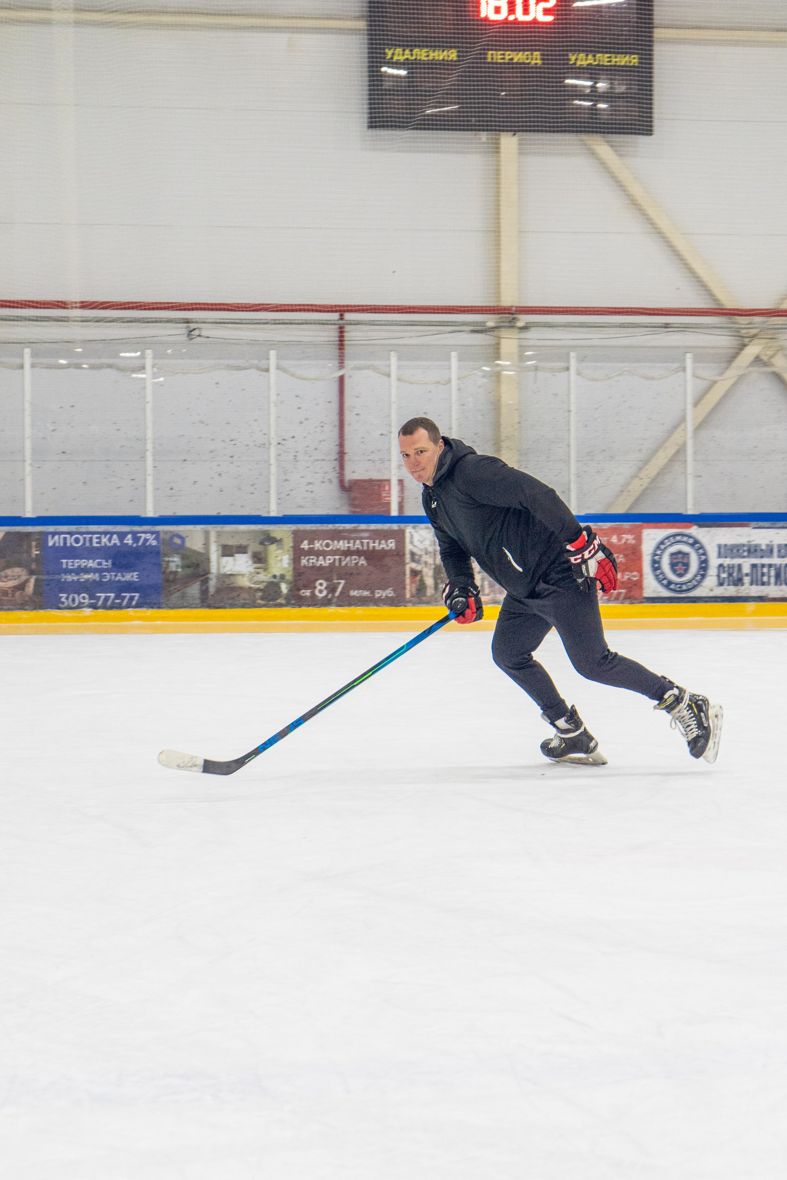 Тренировка по хоккею «ЦМКБ «Алмаз»