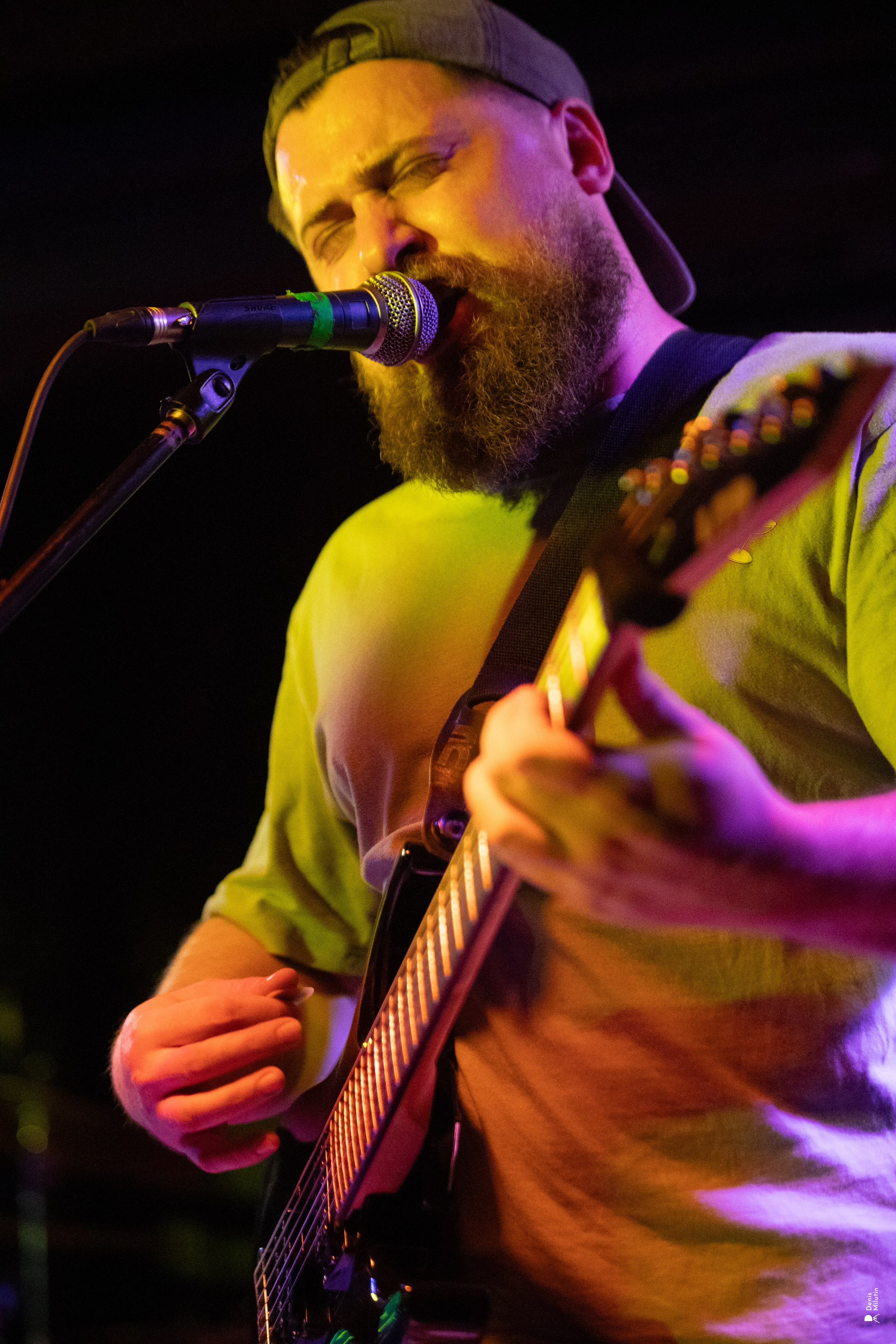 Рядом Ассенизаторы. Портретный фотограф Денис Милютин