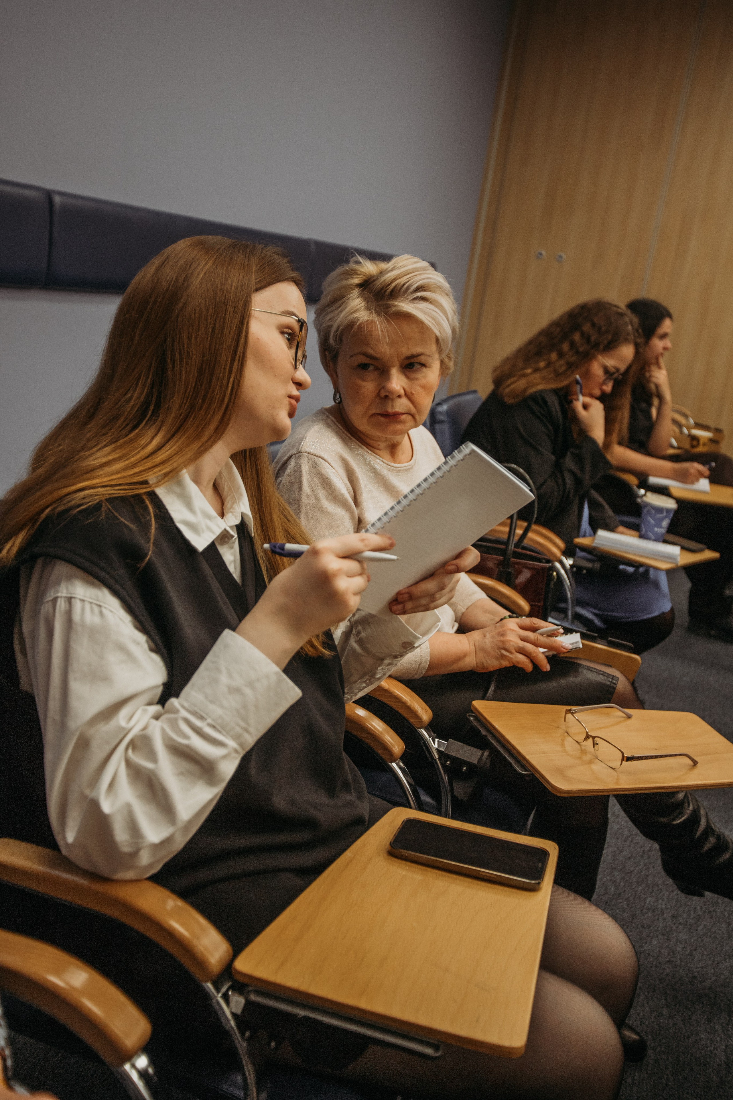 Тренинг по НЛП технологиям Михаила Пелехатого. Венера Гайн. Репортажный фотограф  Тюмень. Обучение фотографии с 0