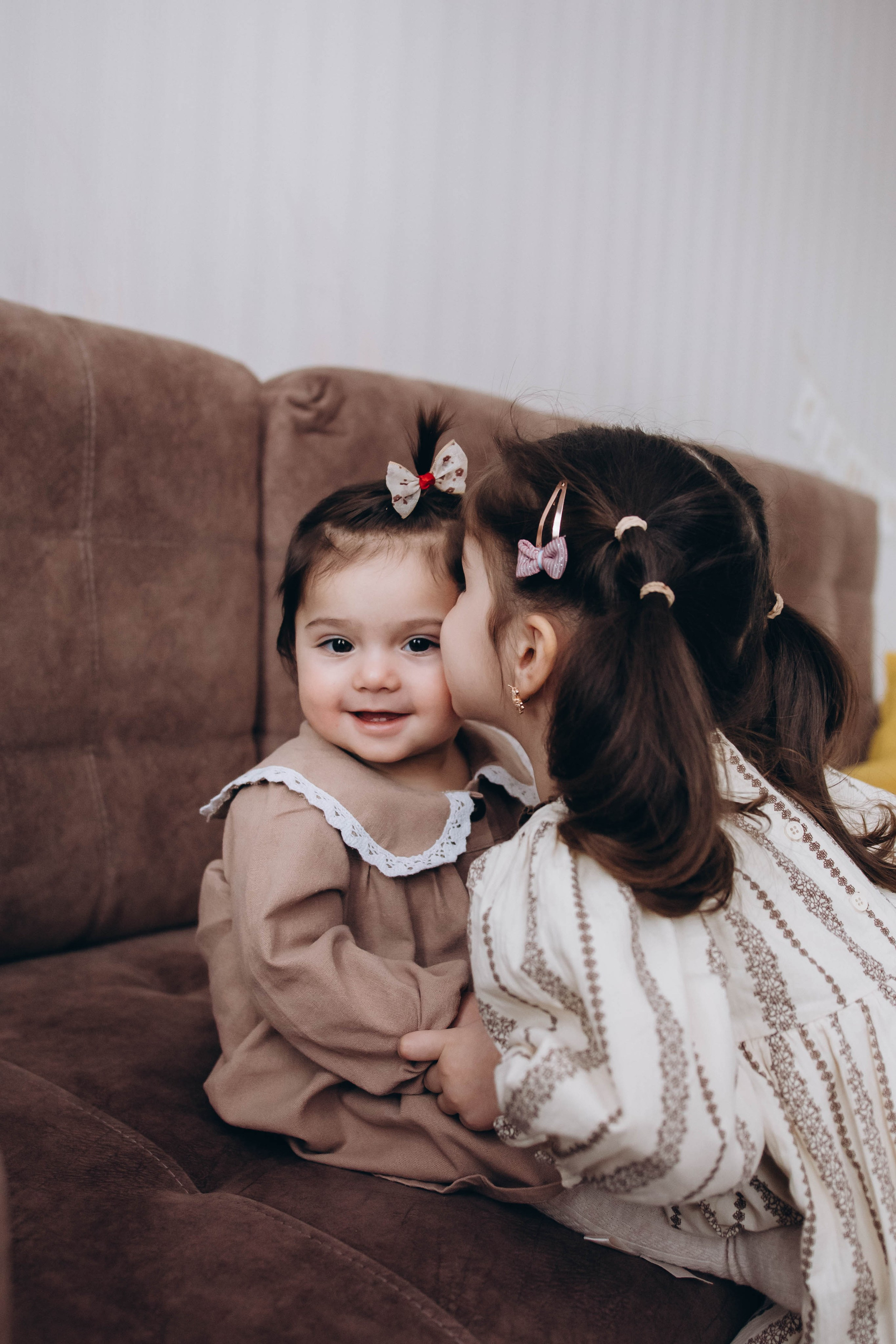 Дженнет с дочками)