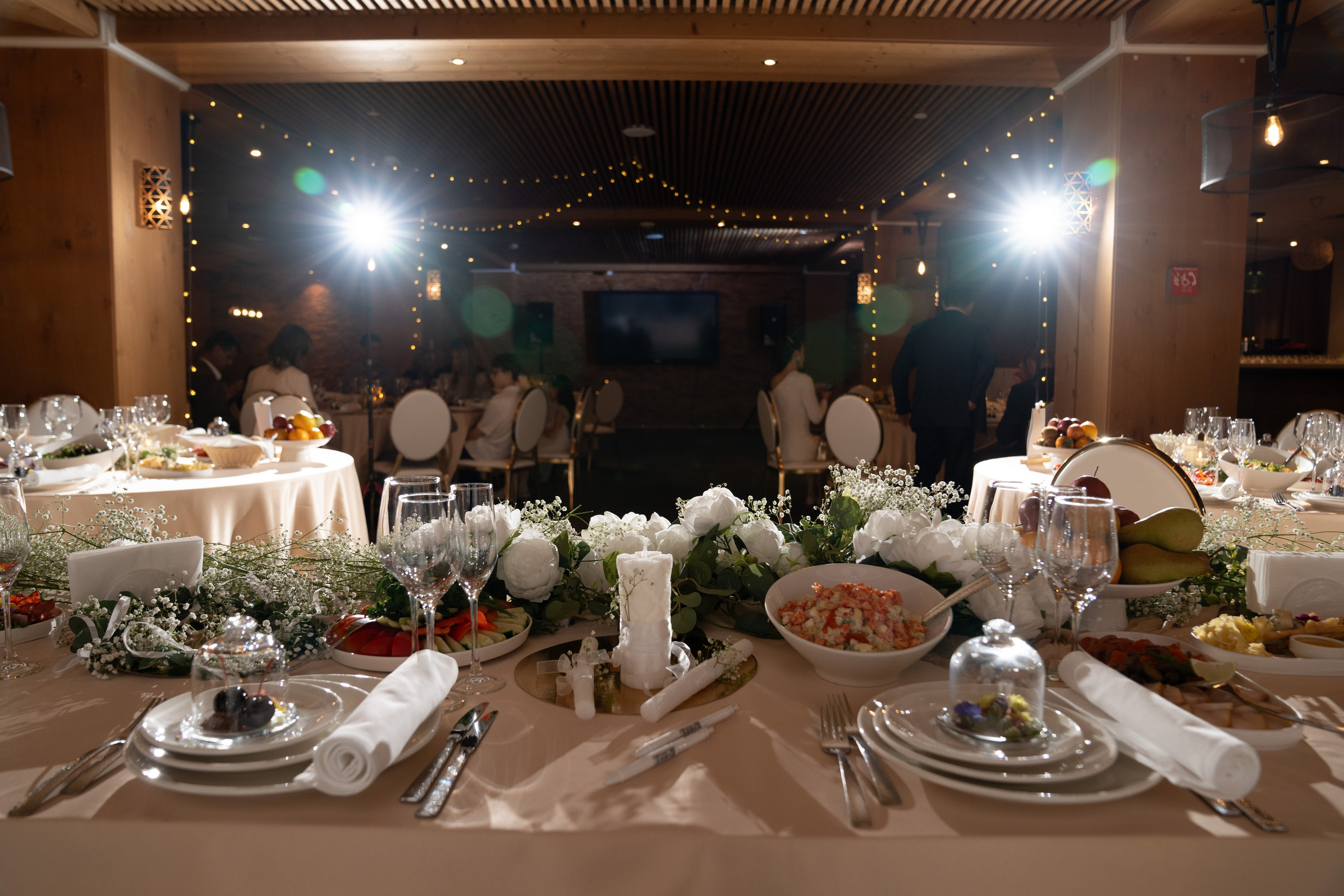 Репортажный фотограф в Сочи и Адлере | Съемка мероприятий, конференций и корпоративов. Свадебный фотограф в Сочи и Адлере — Фотосессии на море и в горах | Виктор Рогулев