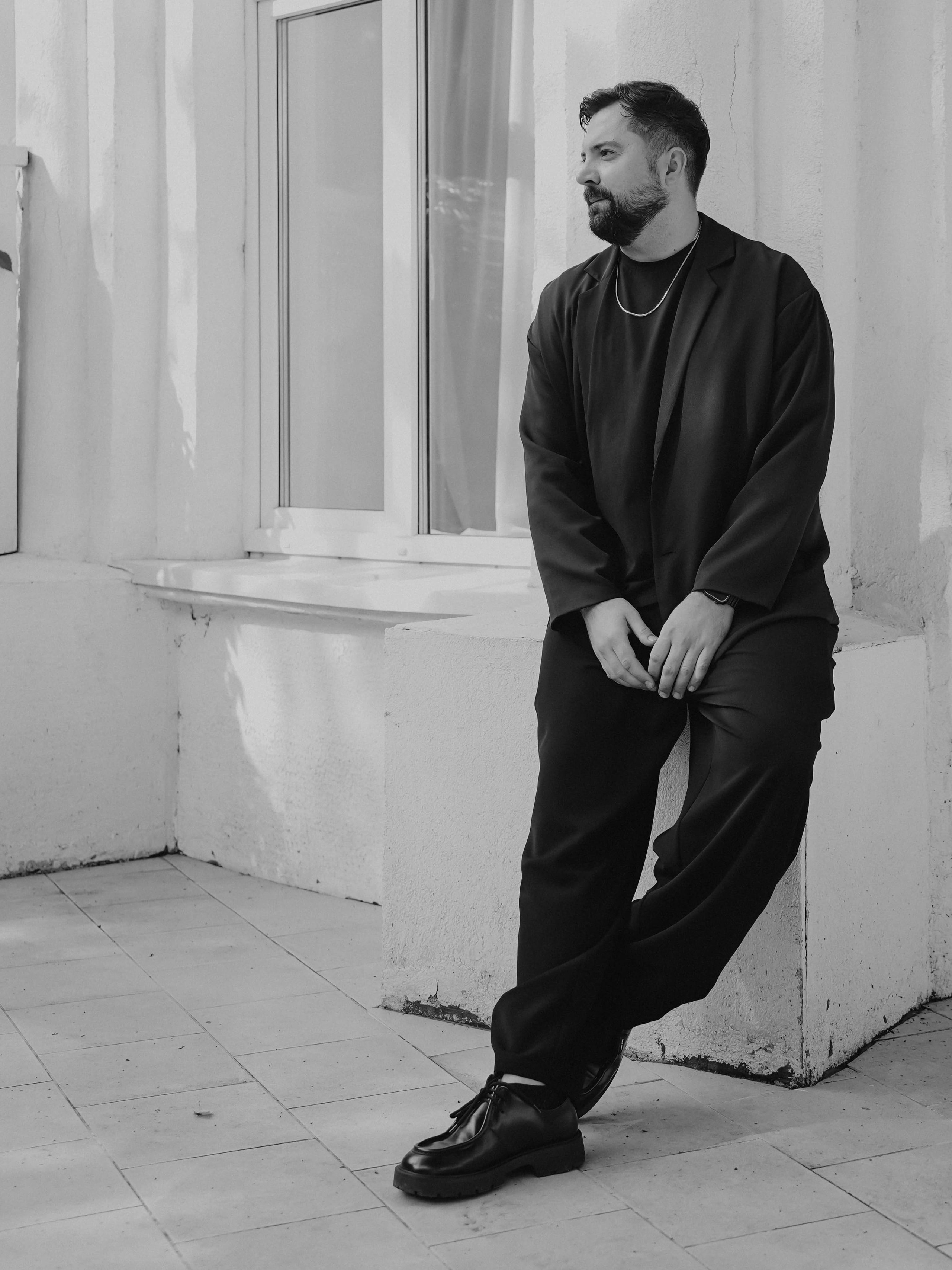 Ведущий Сурай. Подрядчики и друзья сети свадебных площадок House for wedding