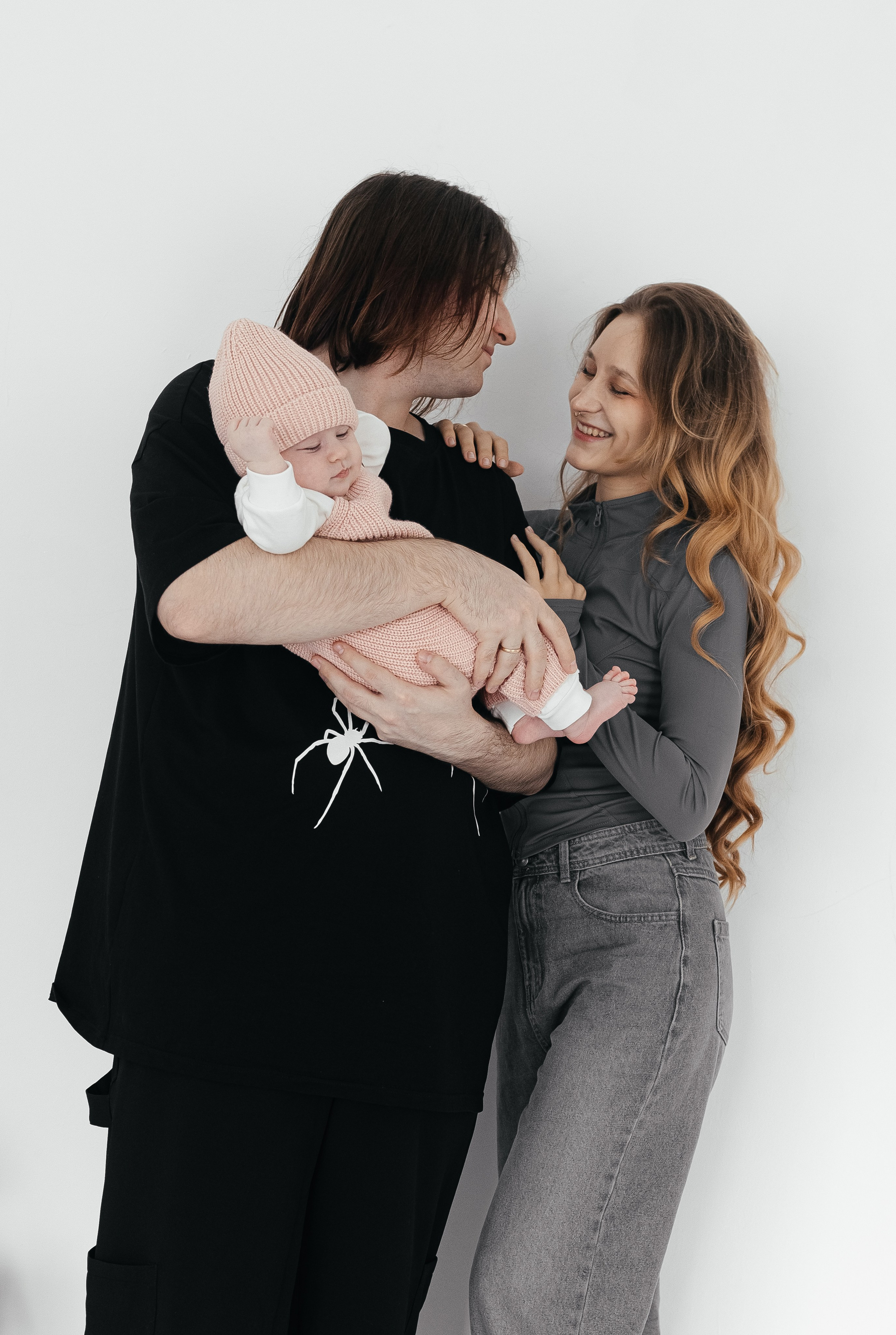 Зоя, Дима и Вика. Главная