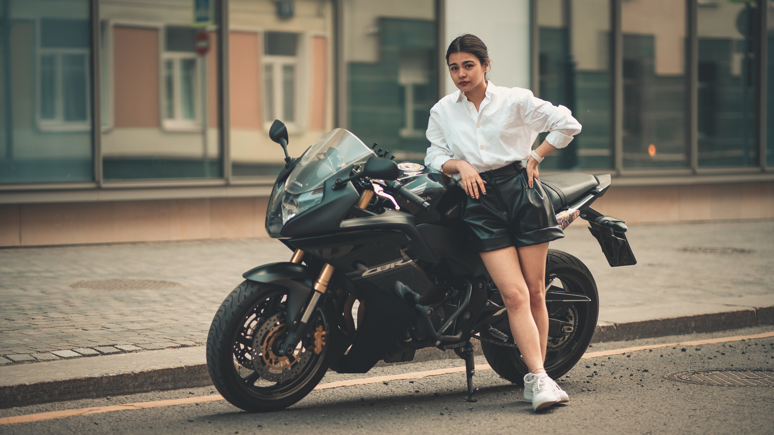 Надежда Колева — портретная съёмка. Иван Кубик — фотограф и видеограф