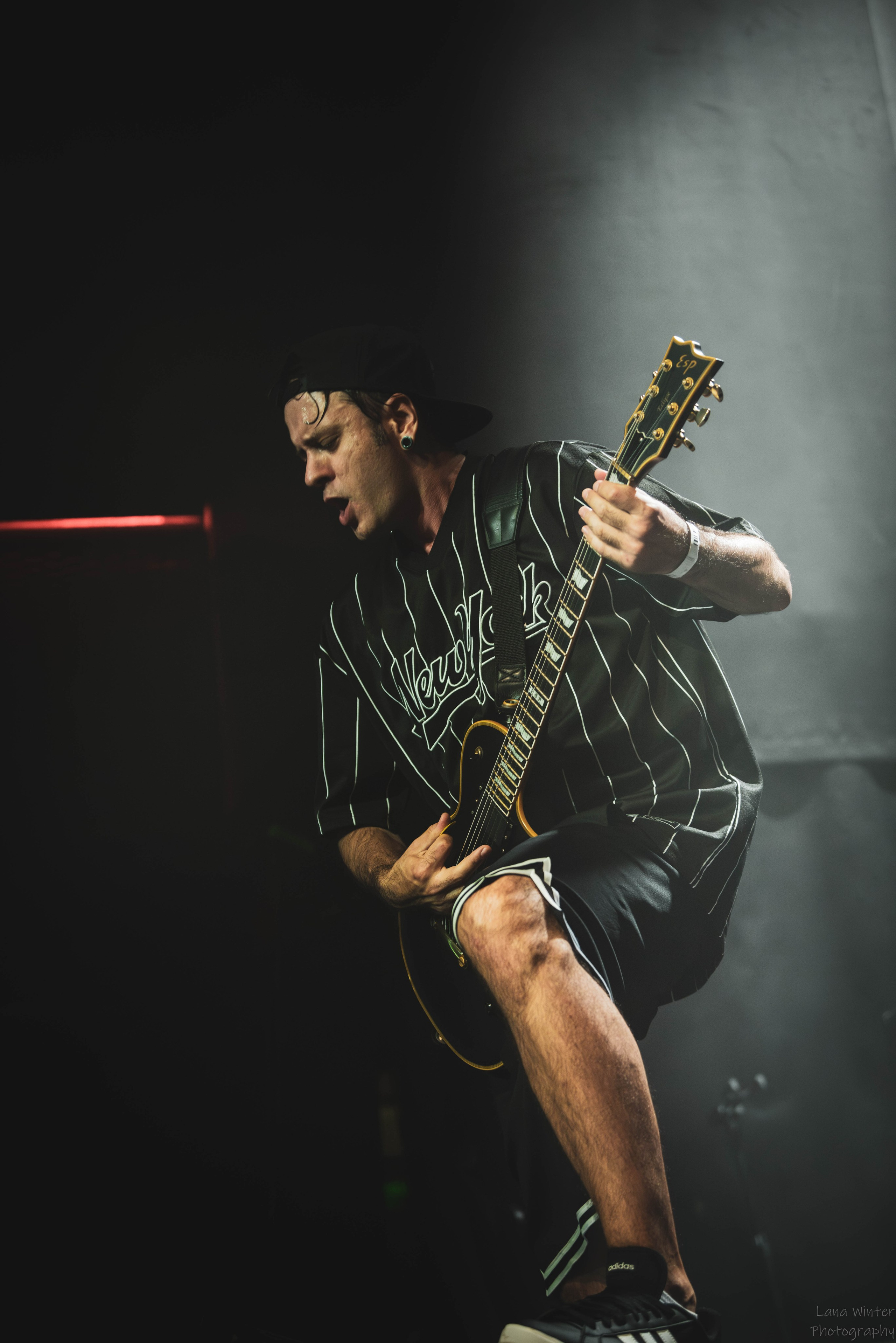 7000$ (29 июня 2025 года, Москва, клуб Урбан). Фотограф Светлана Блинова, Москва и Московская область