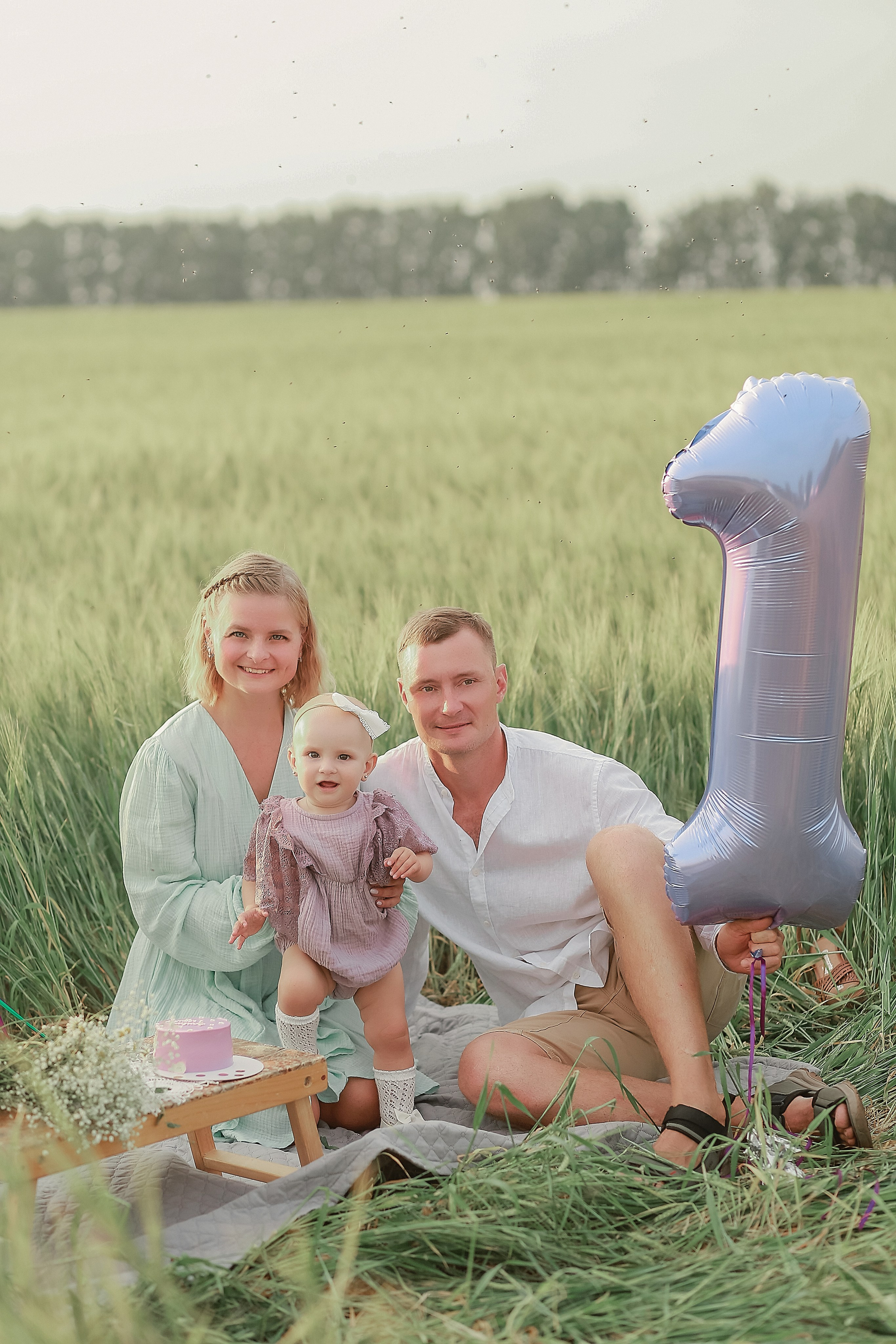 Фотосессия с Бэмби и др в поле пшеницы. Иванова Ирина Свадебный и семейный фотограф г. Уфа