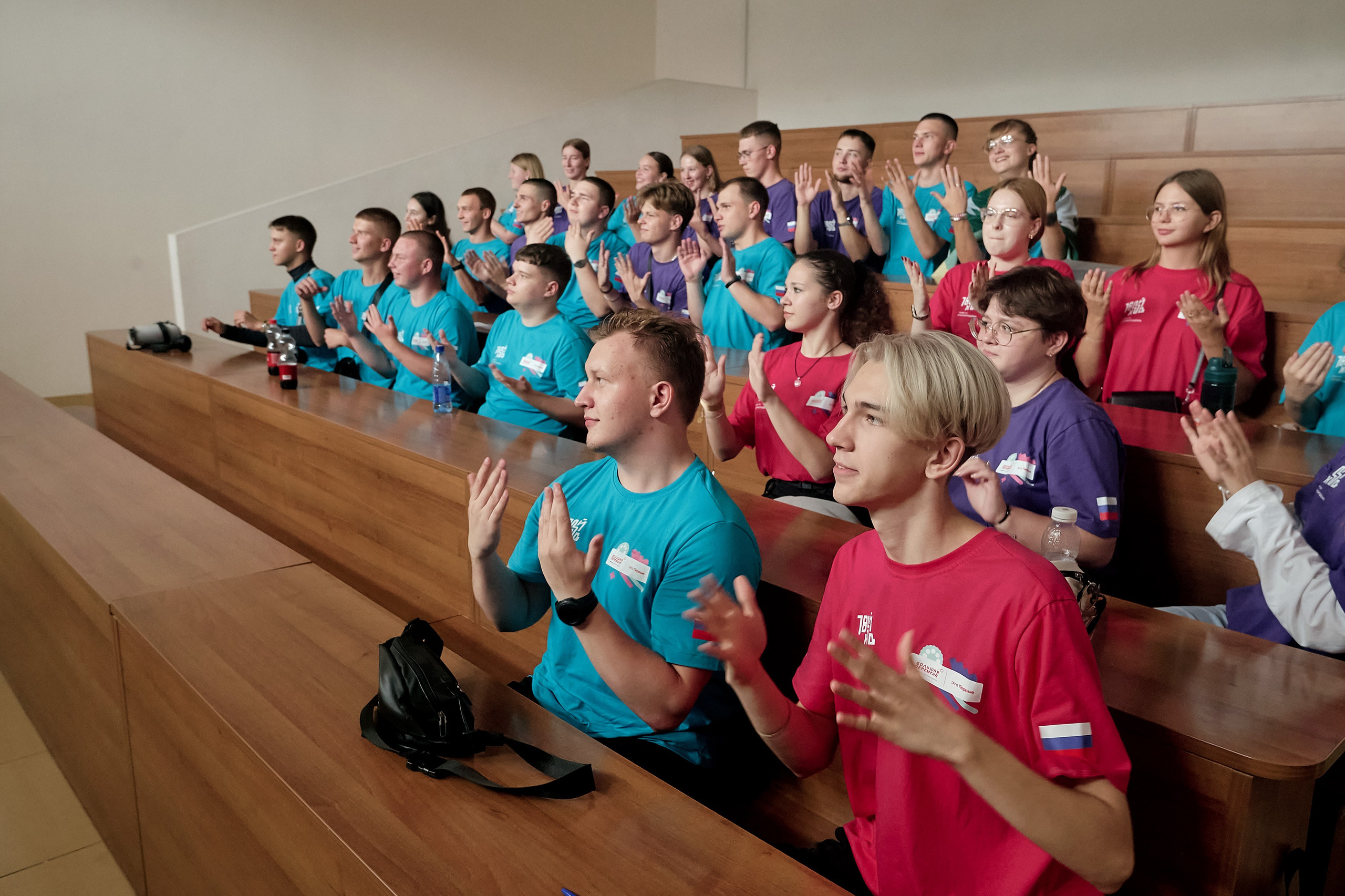 Большая перемена. Фотограф Яковлев Роман — Красноярск