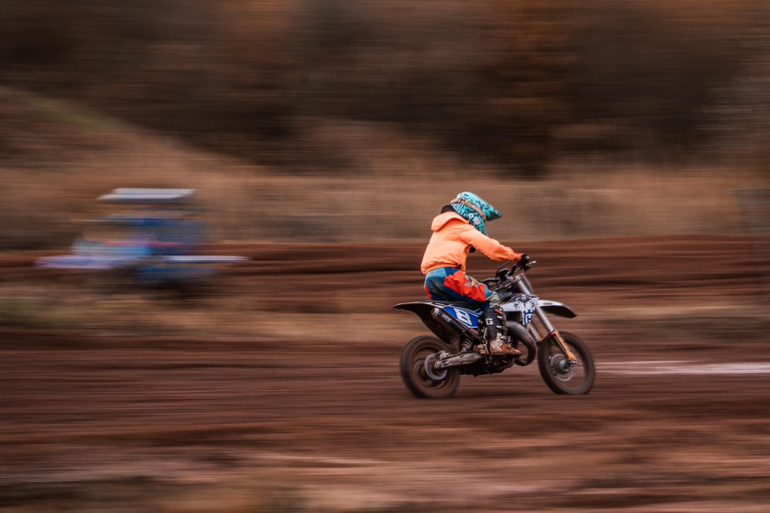 Мотокросс «Золотая осень». Паша Страхов — фотограф