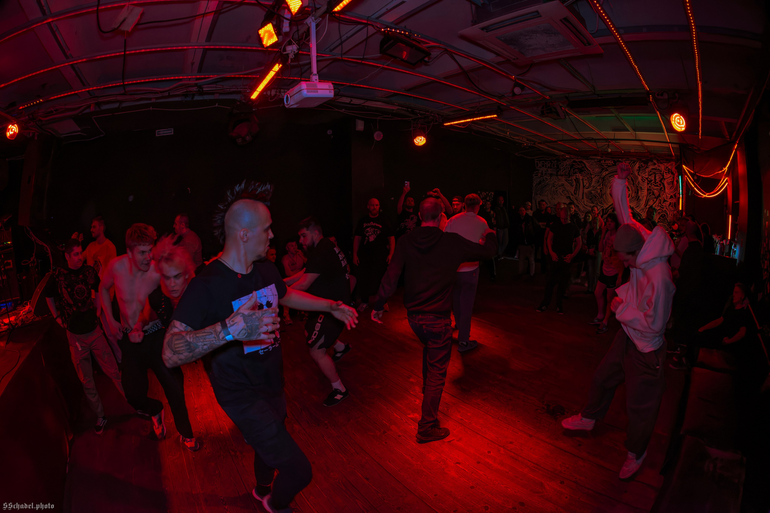 Mayday Massacre: Hardcore vs Death Metal // мошпит 02.05.2025. We will make everything metal!