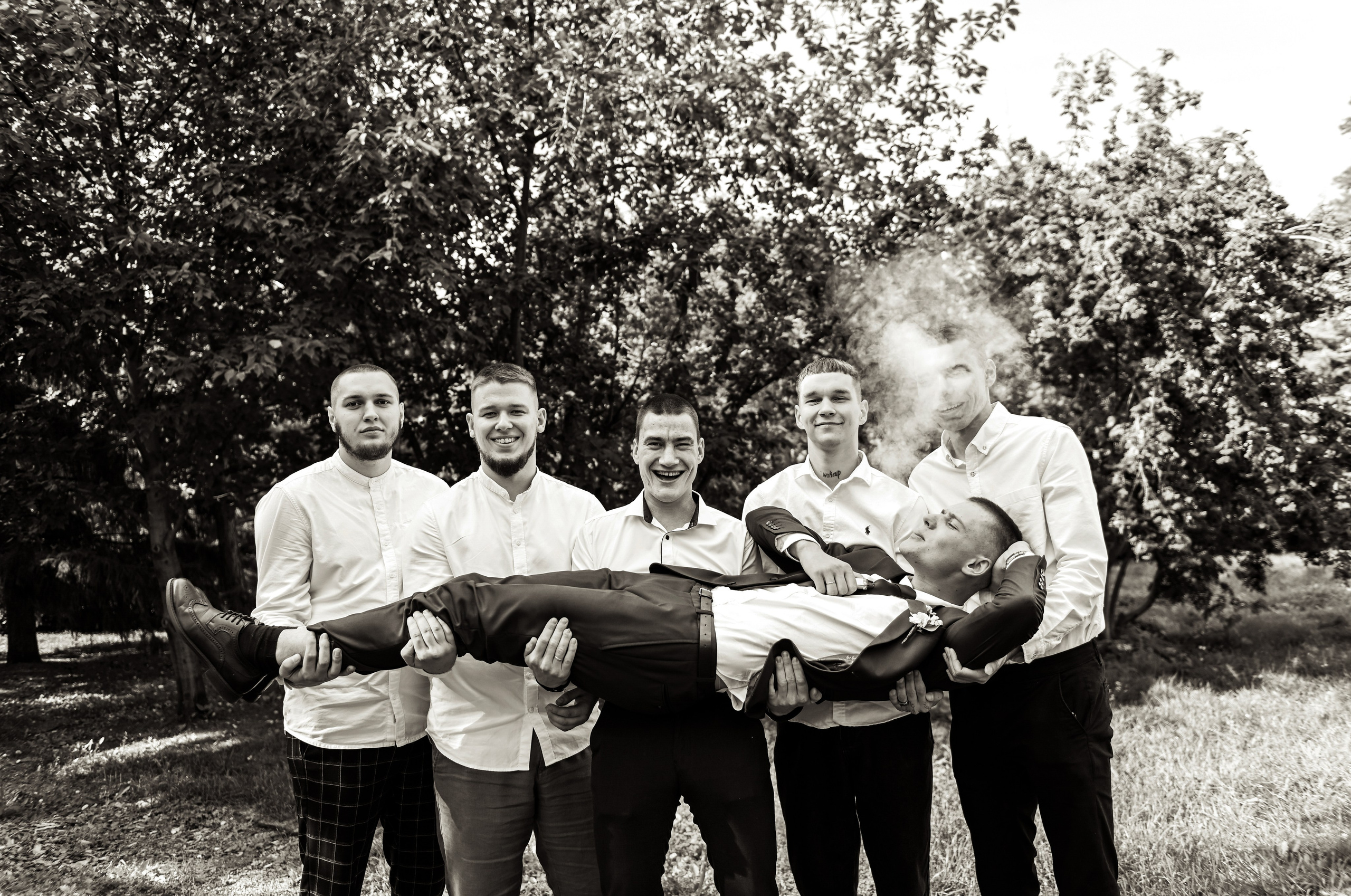 Небольшая часть фото со свадебной съемки Алексея и Даши. Свадебный, семейный, детский, контент фотограф в Омске Максим Ильин