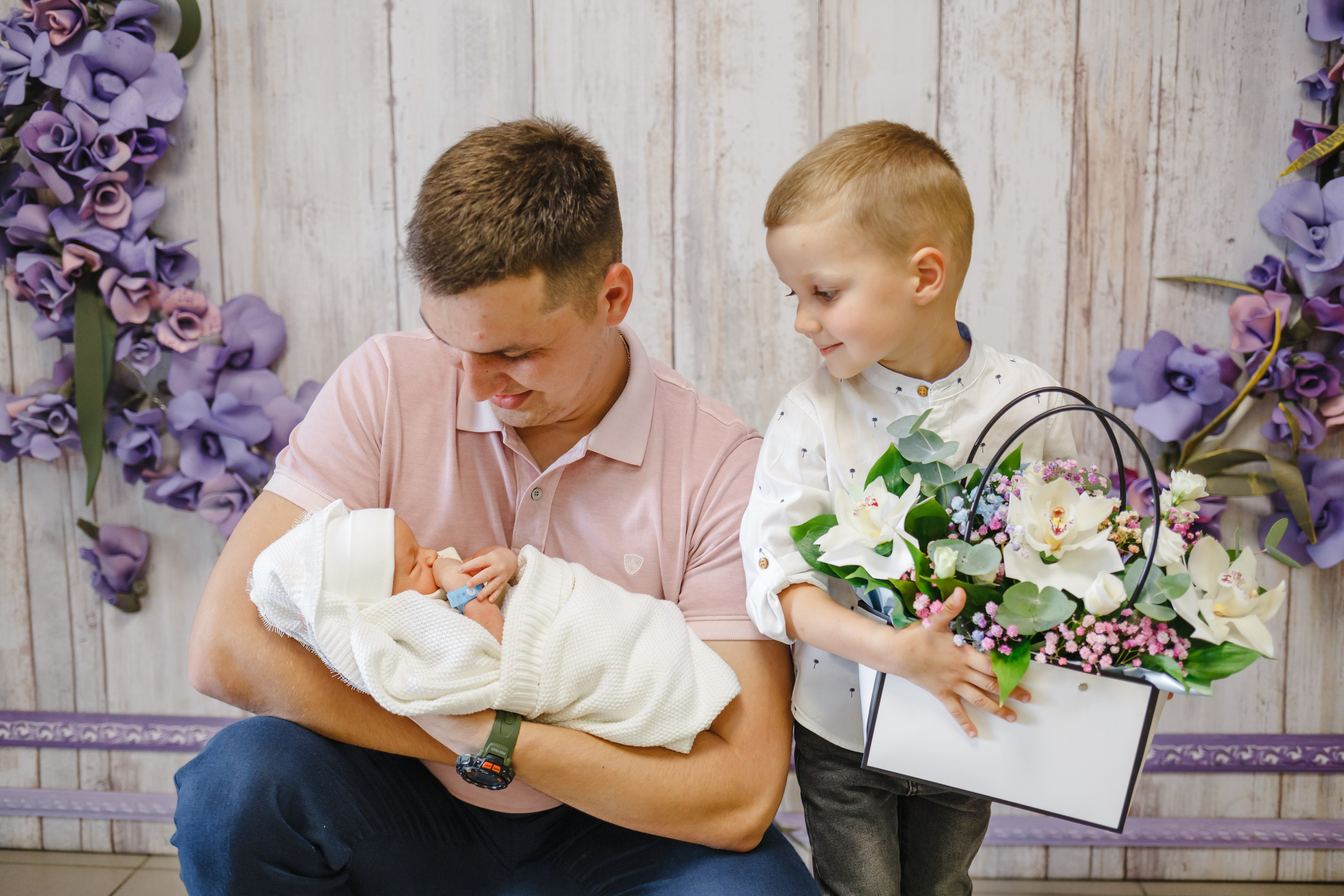 Выписка Анны с малышом Федором. Семейный фотограф Николаева Ольга