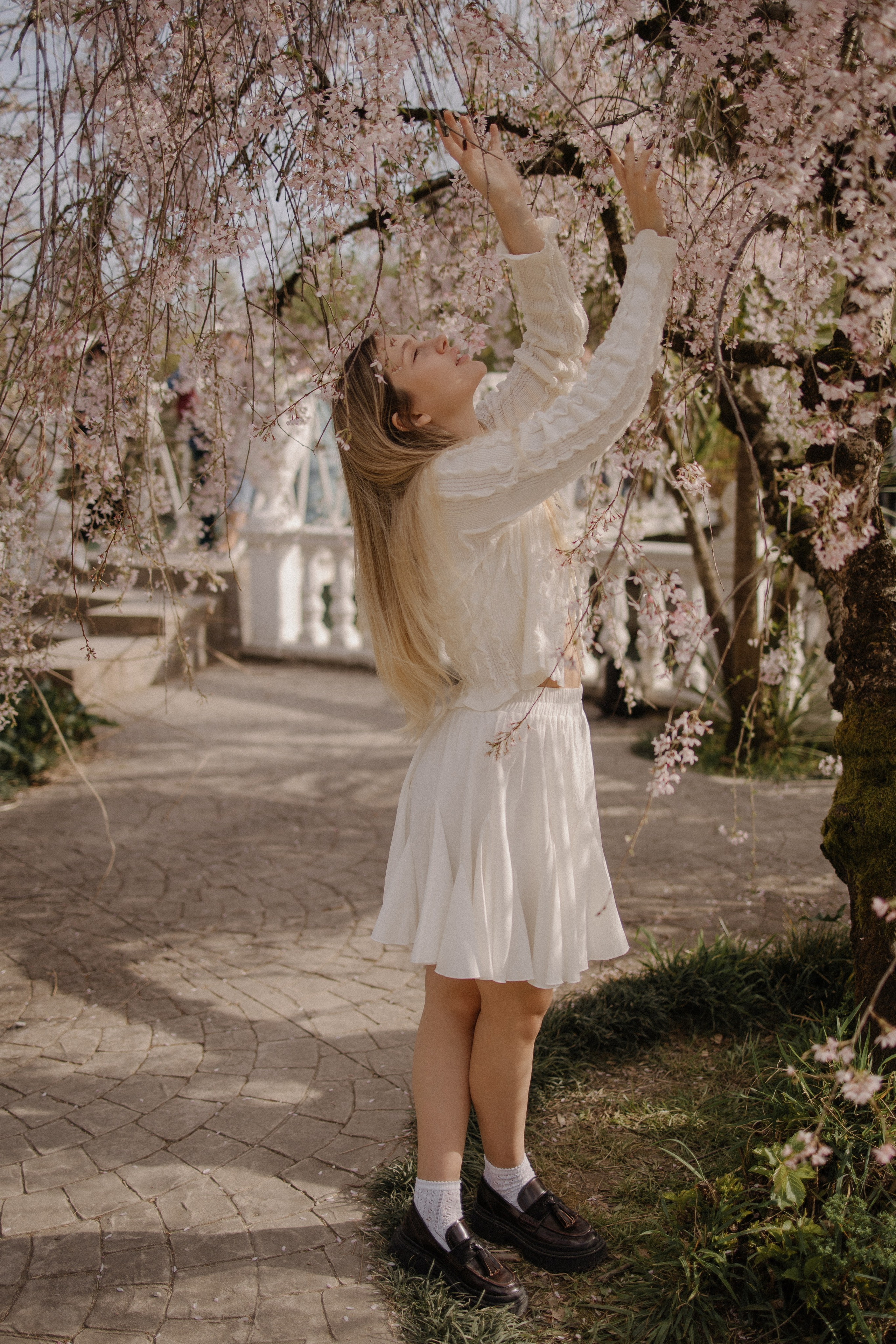 Света в сакуре. Фотограф Сочи Адлер Сириус Красная поляна Олеся Минив