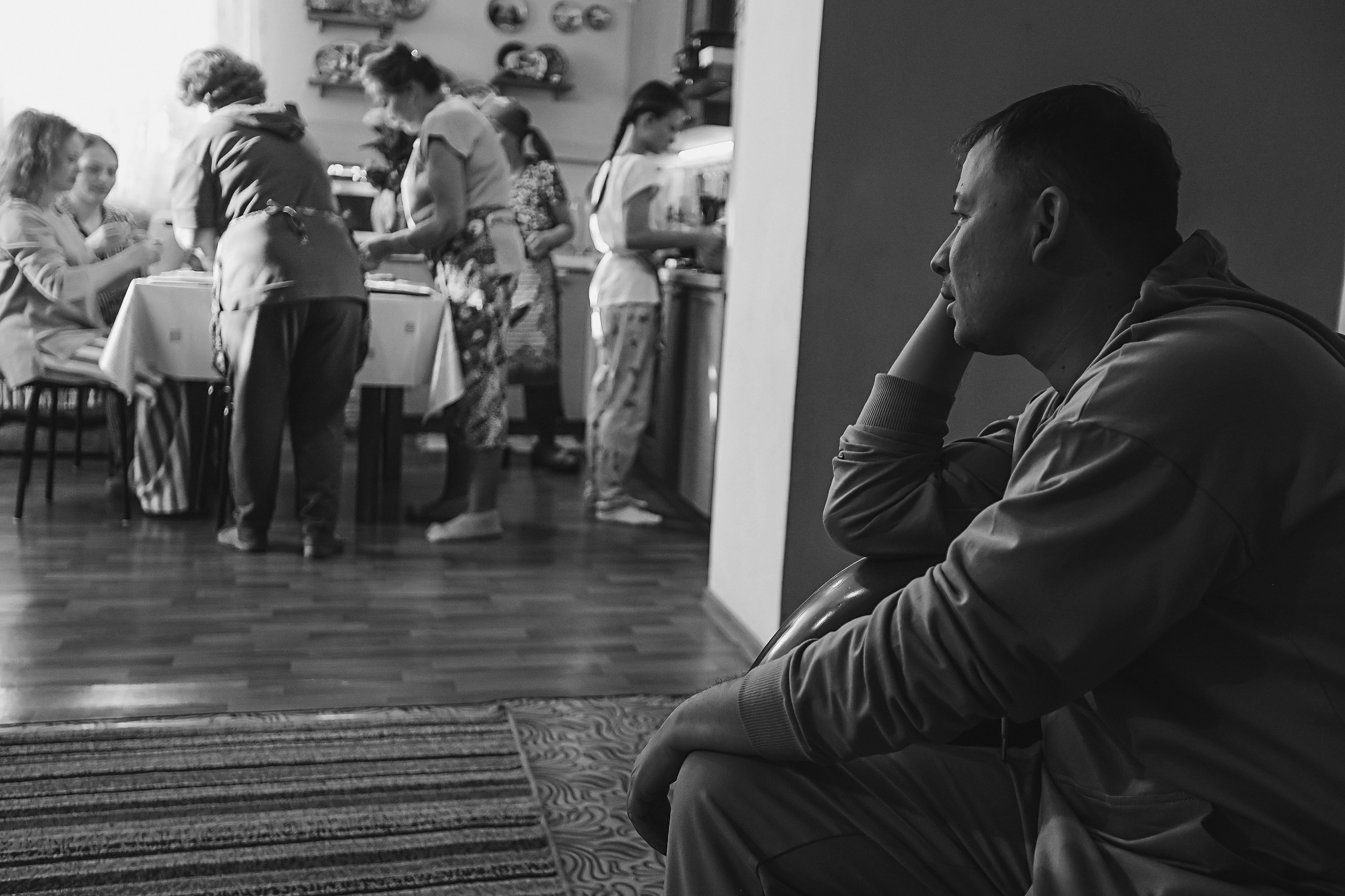 Большая семья репортаж. Семейный фотограф Тюмень, фотограф на роды Салмина Мария