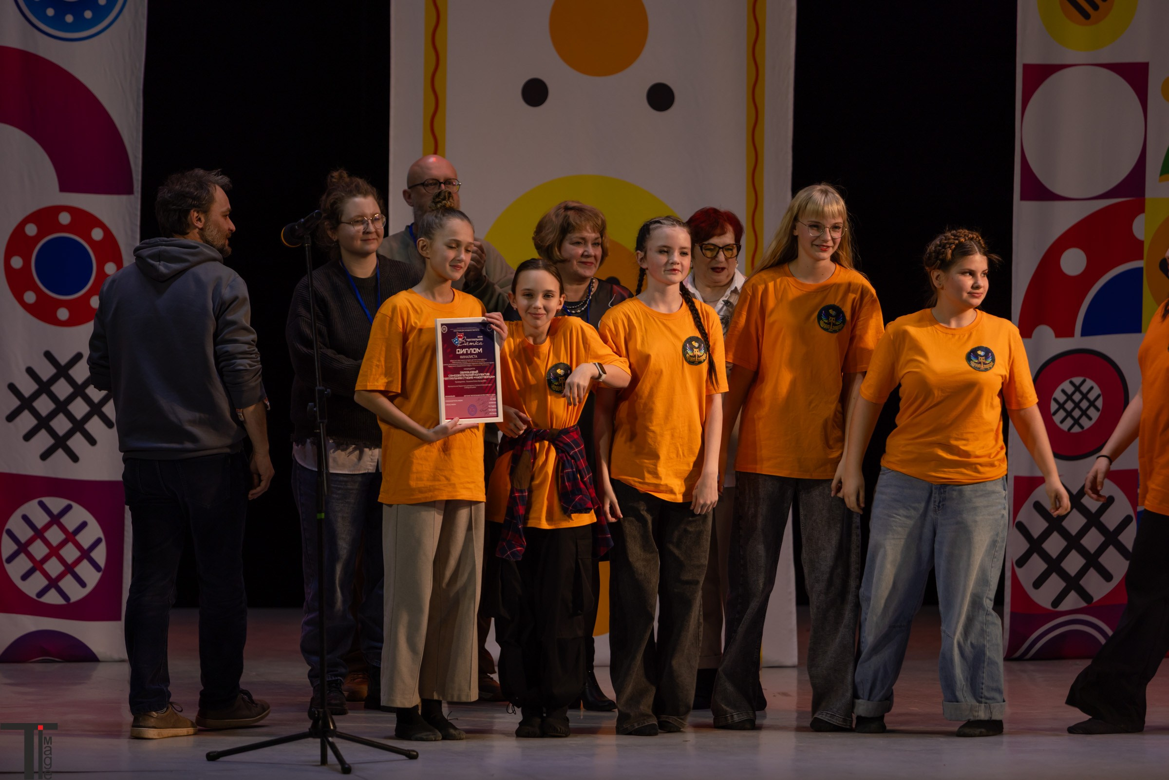 Театральная Вятка 2025. Имидж Технологии — репортажная фотография в Кирове Кировской области. Производство сувенирных магнитов, заливных этикеток и значков