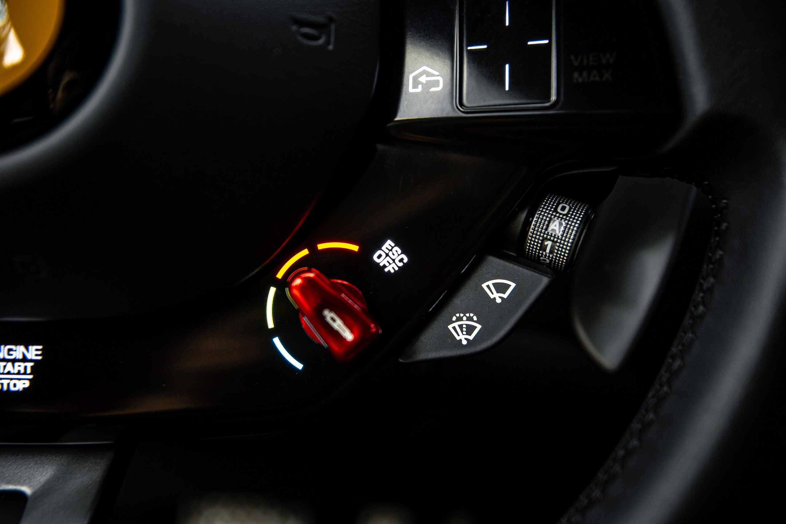 Ferrari Roma. Автомобильный фотограф в Москве Андрей Емельянов