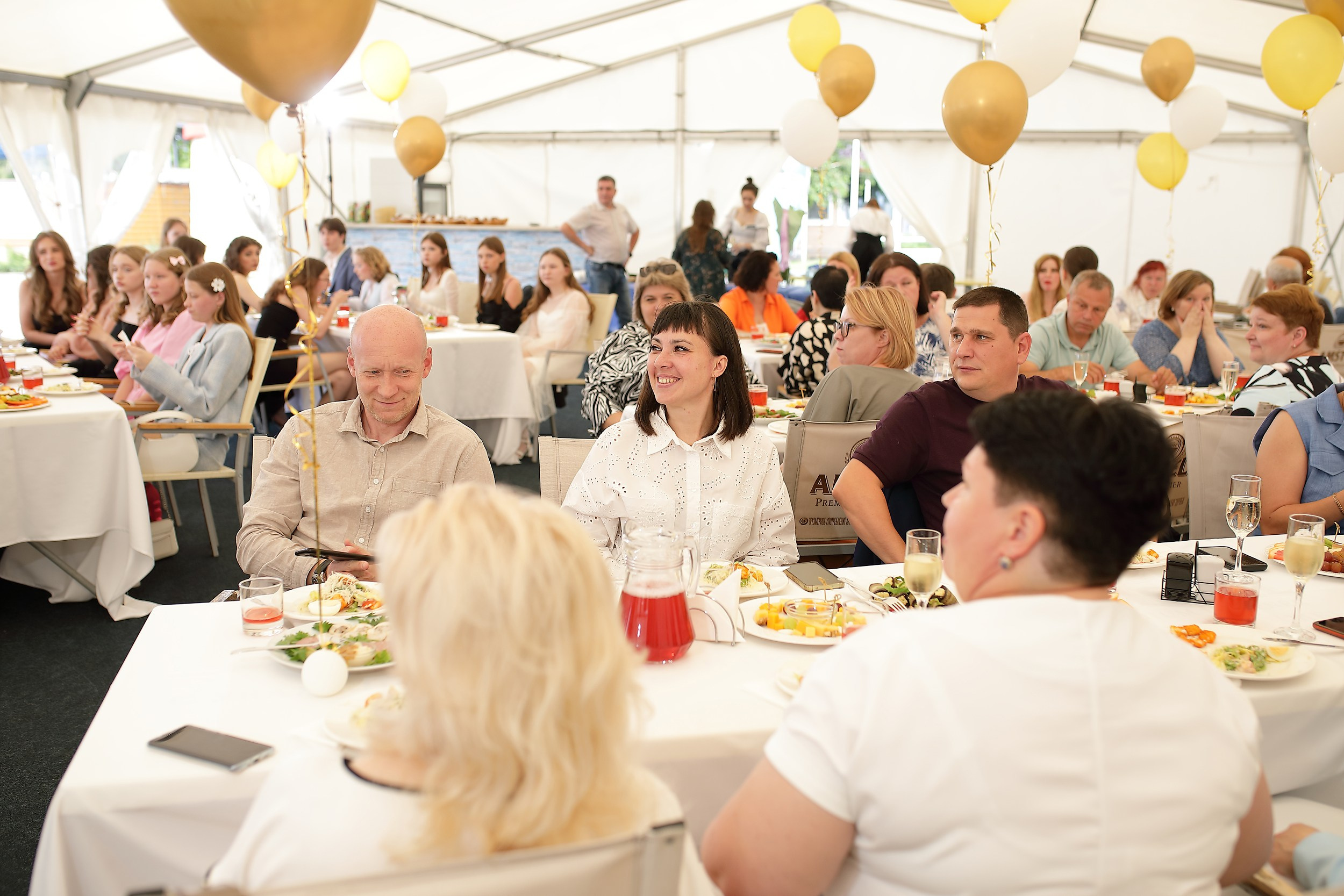 Выпускной 9 класс Коматек. Свадебный и семейный фотограф и видеограф в Екатеринбурге Полянские Тимур и Анастасия