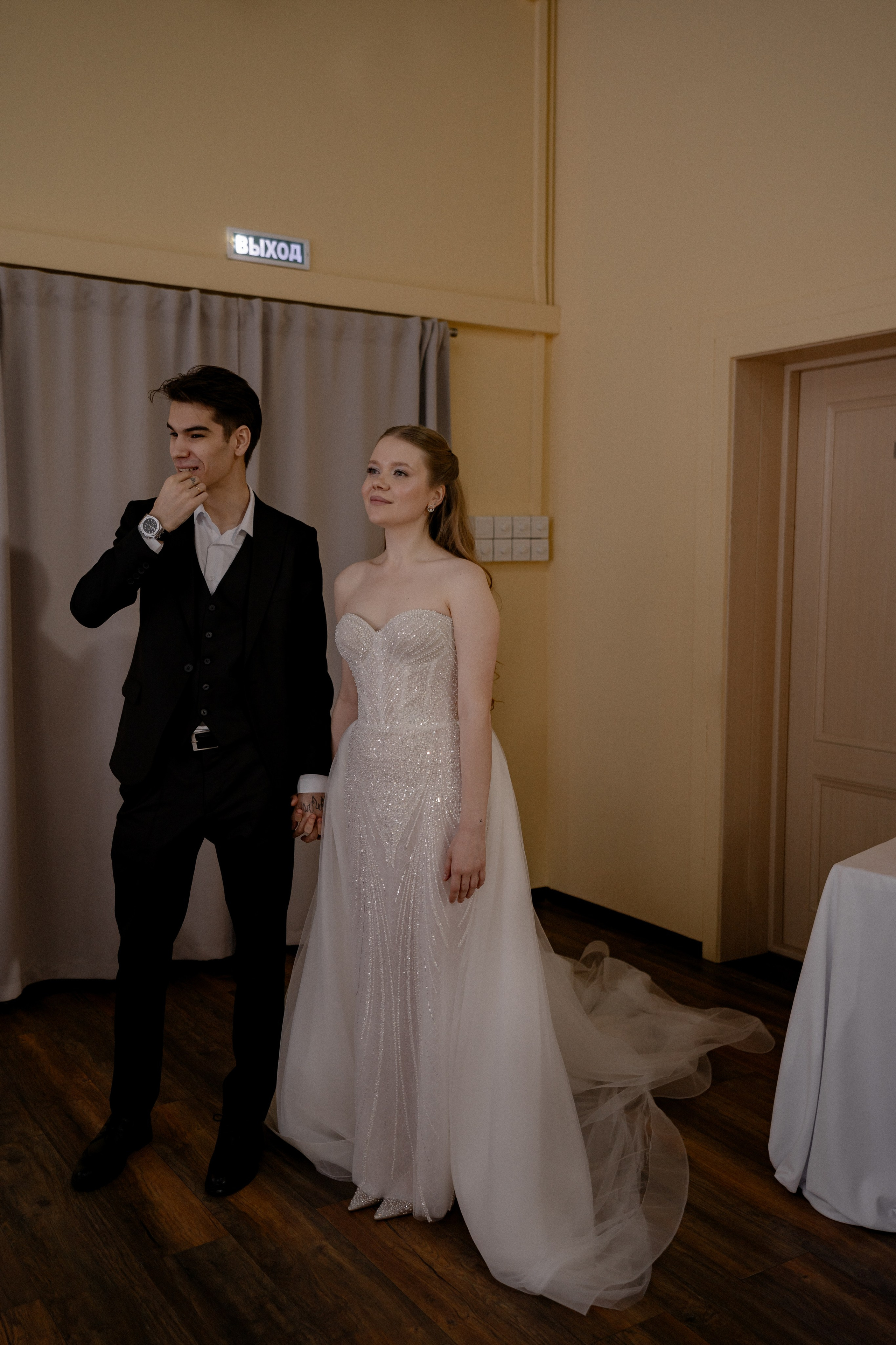 СВАДЕБНАЯ СЬЕМКА СБОРОВ В ОТЕЛЕ И ВЫЕЗД НА ЦЕРЕМОНИЮ (СНЯТО В СИБИРЕ В НИЖНЕВАРТОВСКЕ). Профессиональный фотограф, Санкт-Петербург — Виктория Богомолова