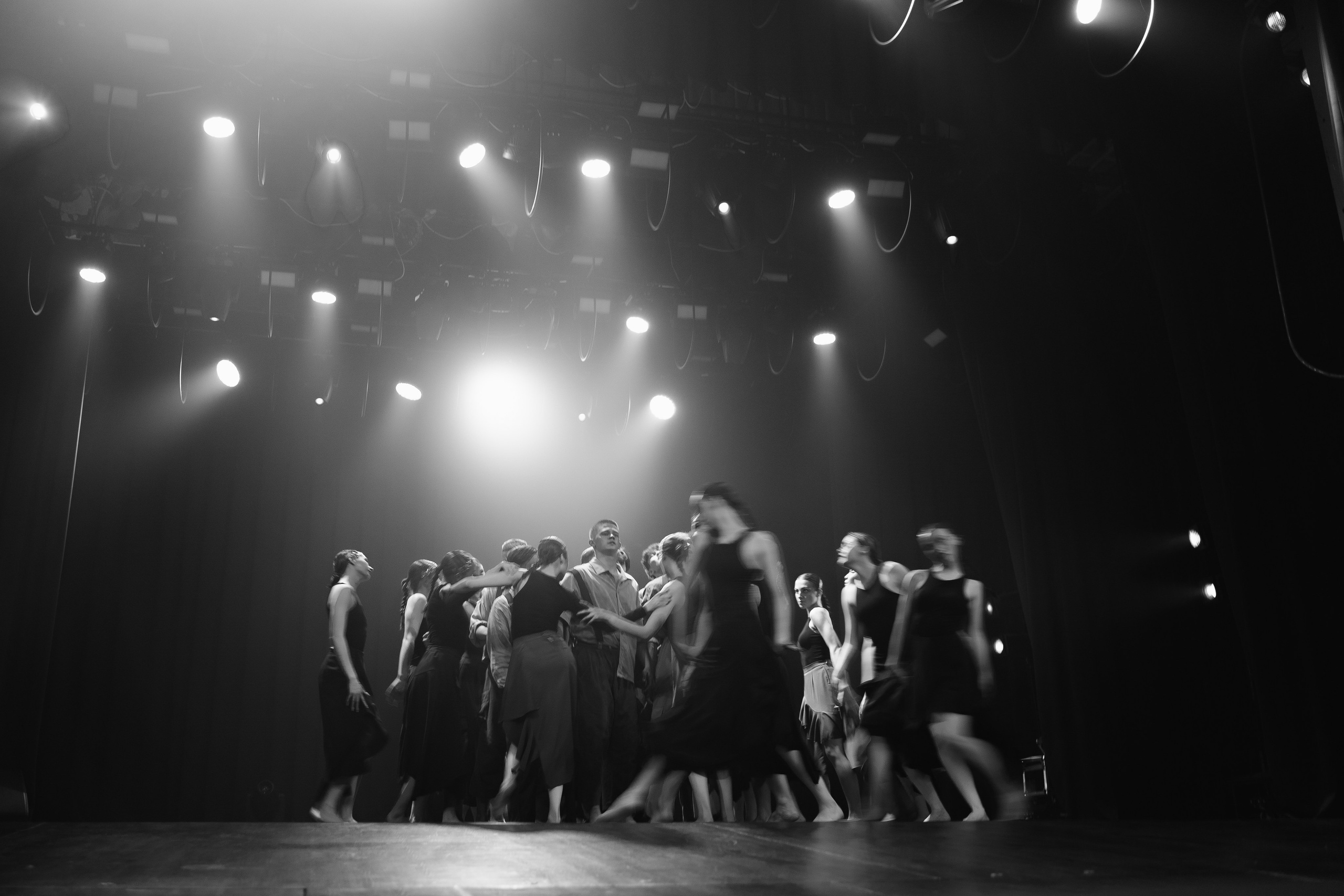 Спектакль «Песнь сирен». Главная