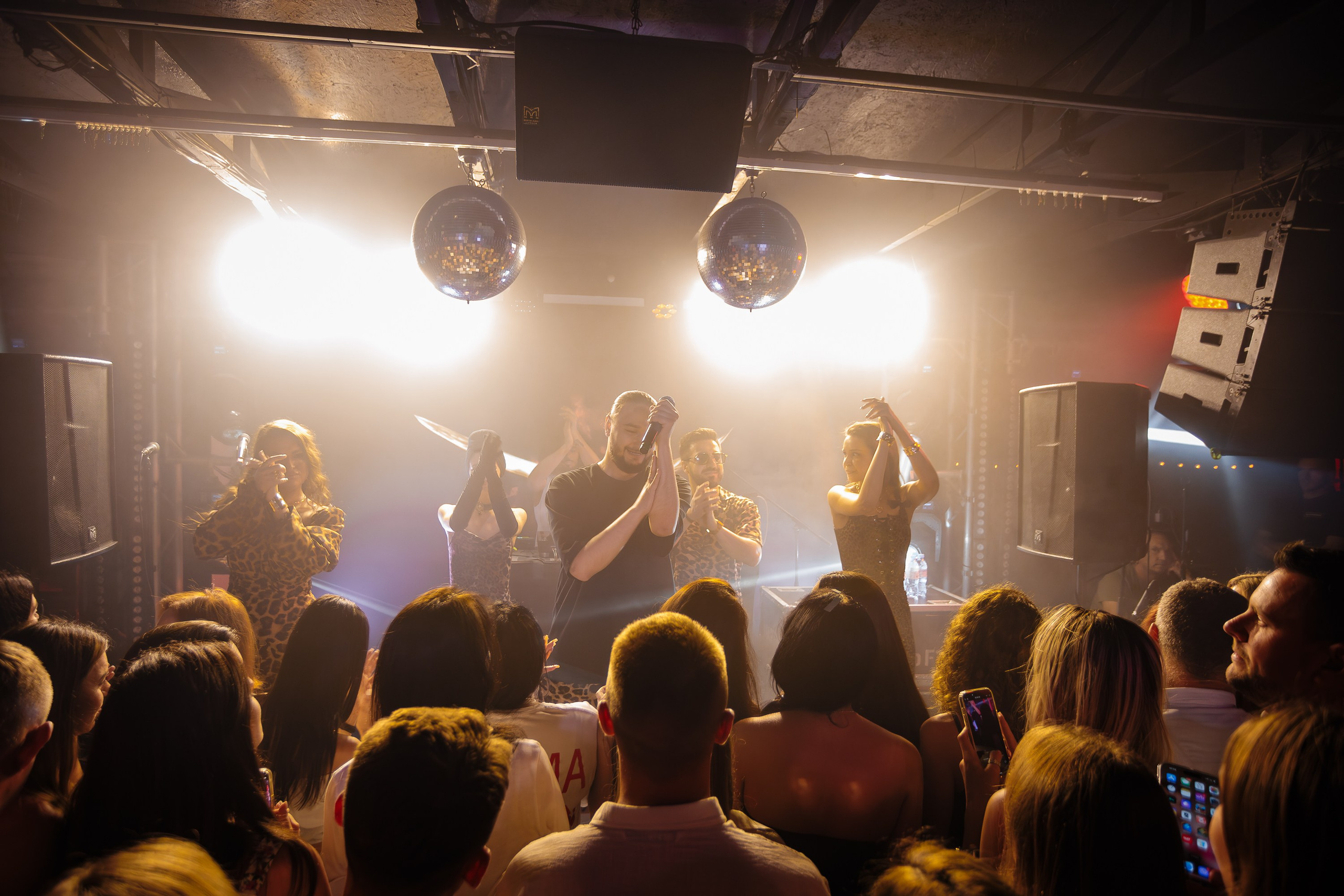 «Джиган"_Чайка на пляже_Ялта_12.07.2025 г. Аминов Руслан | Фотограф