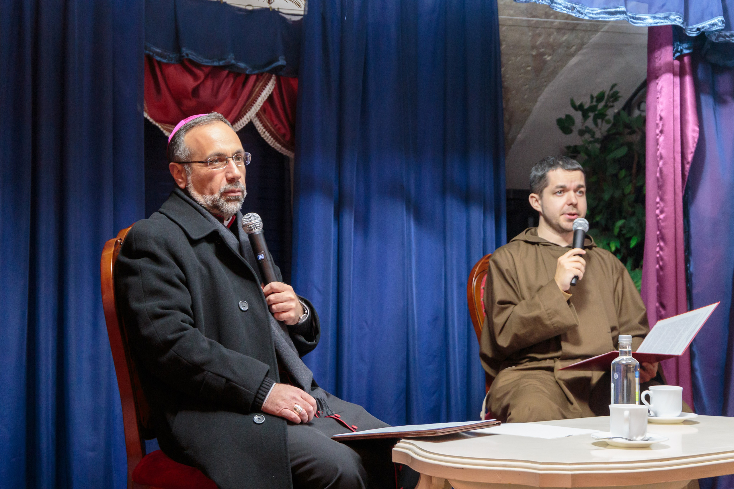 Агульная катэхэза: «Не дастасоўвайцеся да ментальнасці гэтага свету…» (пар. Рым 12, 2). Репортажный фотограф Анастасия Минск