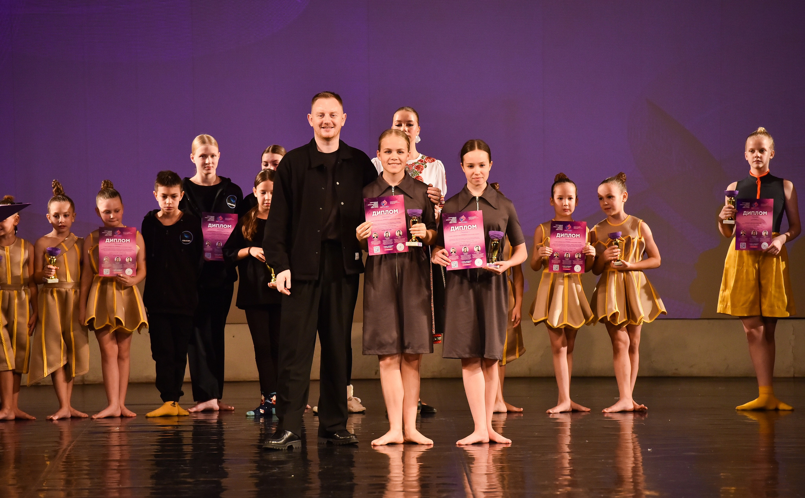 01.12.2024 Фестиваль хореографического искусства «АРТ-КОМПАС. СЕВЕРО-ЗАПАД» г. Спб. Медиастудия Фото Концепт