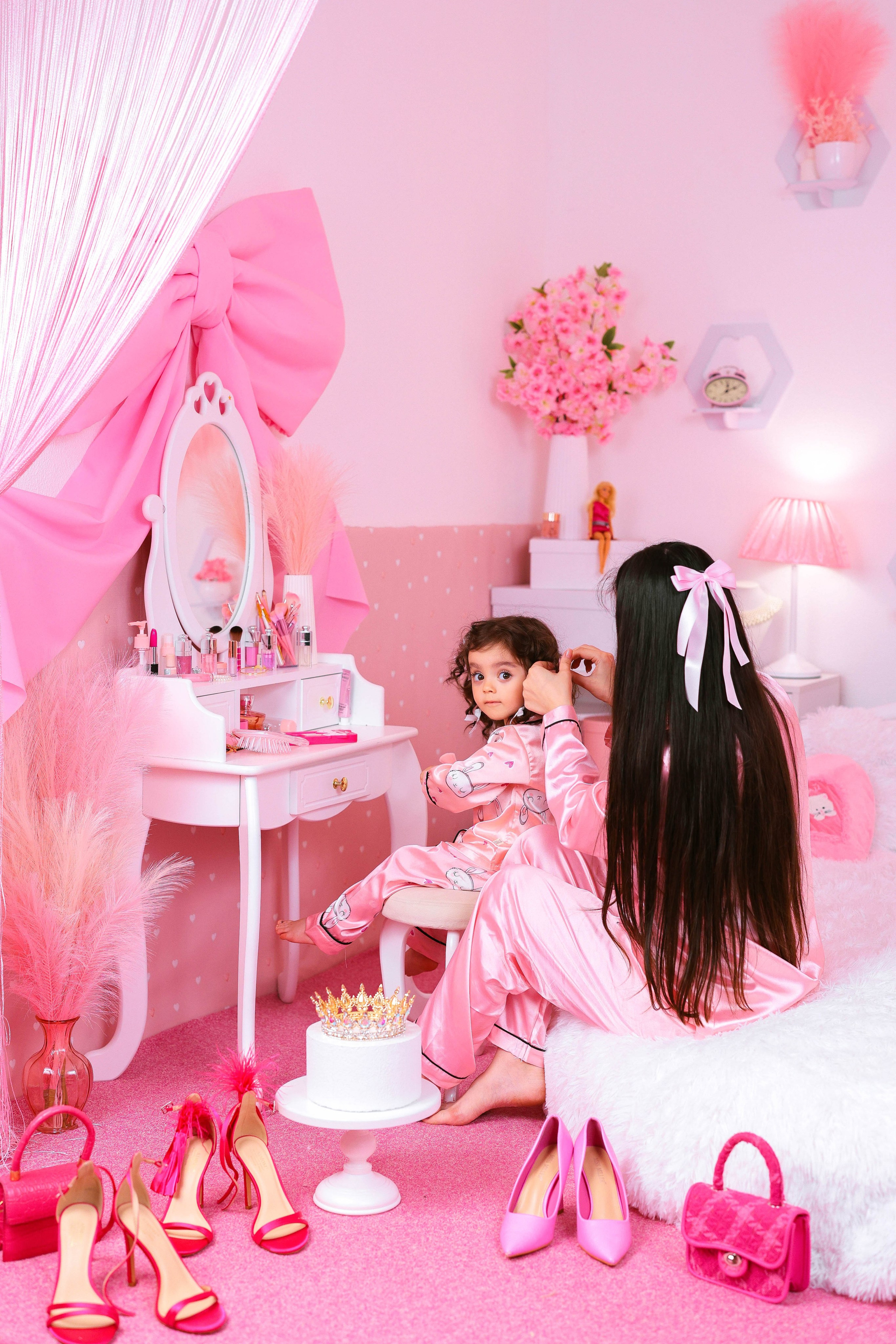 РОЗОВАЯ КОМНАТА