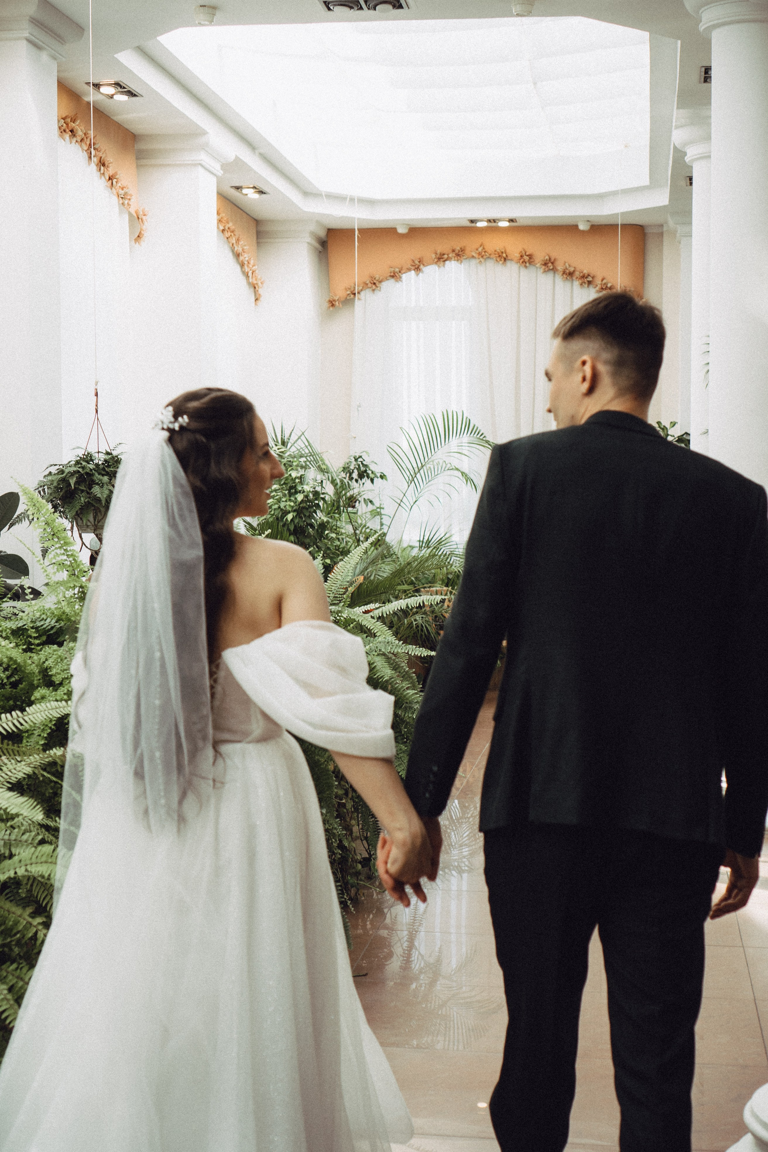 СВАДЕБНАЯ СЬЕМК В ПАРКЕ 300-ЛЕТИЯ. Профессиональный фотограф, Санкт-Петербург — Виктория Богомолова