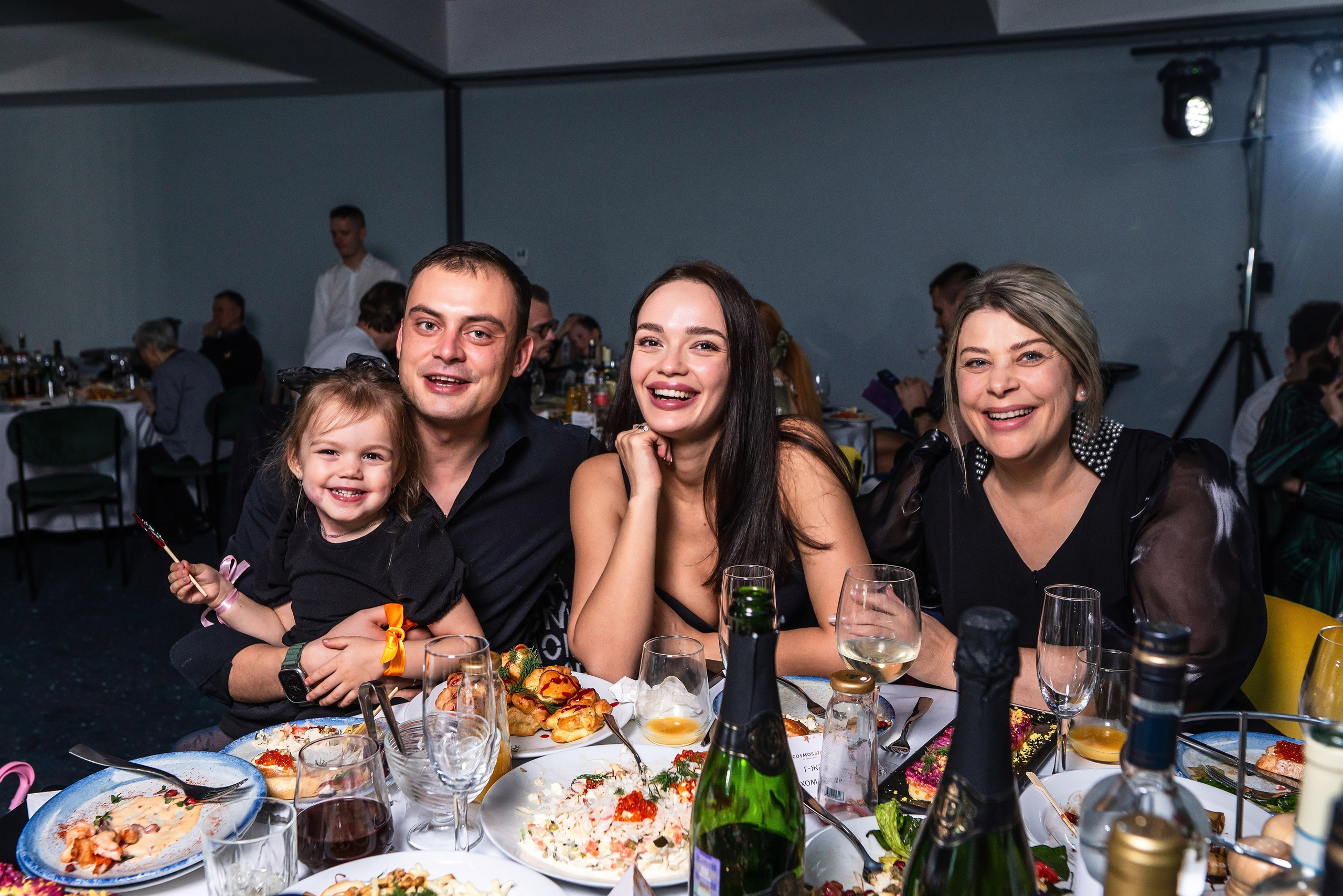 Фотограф на новогодний корпоратив. Фотограф Сочи