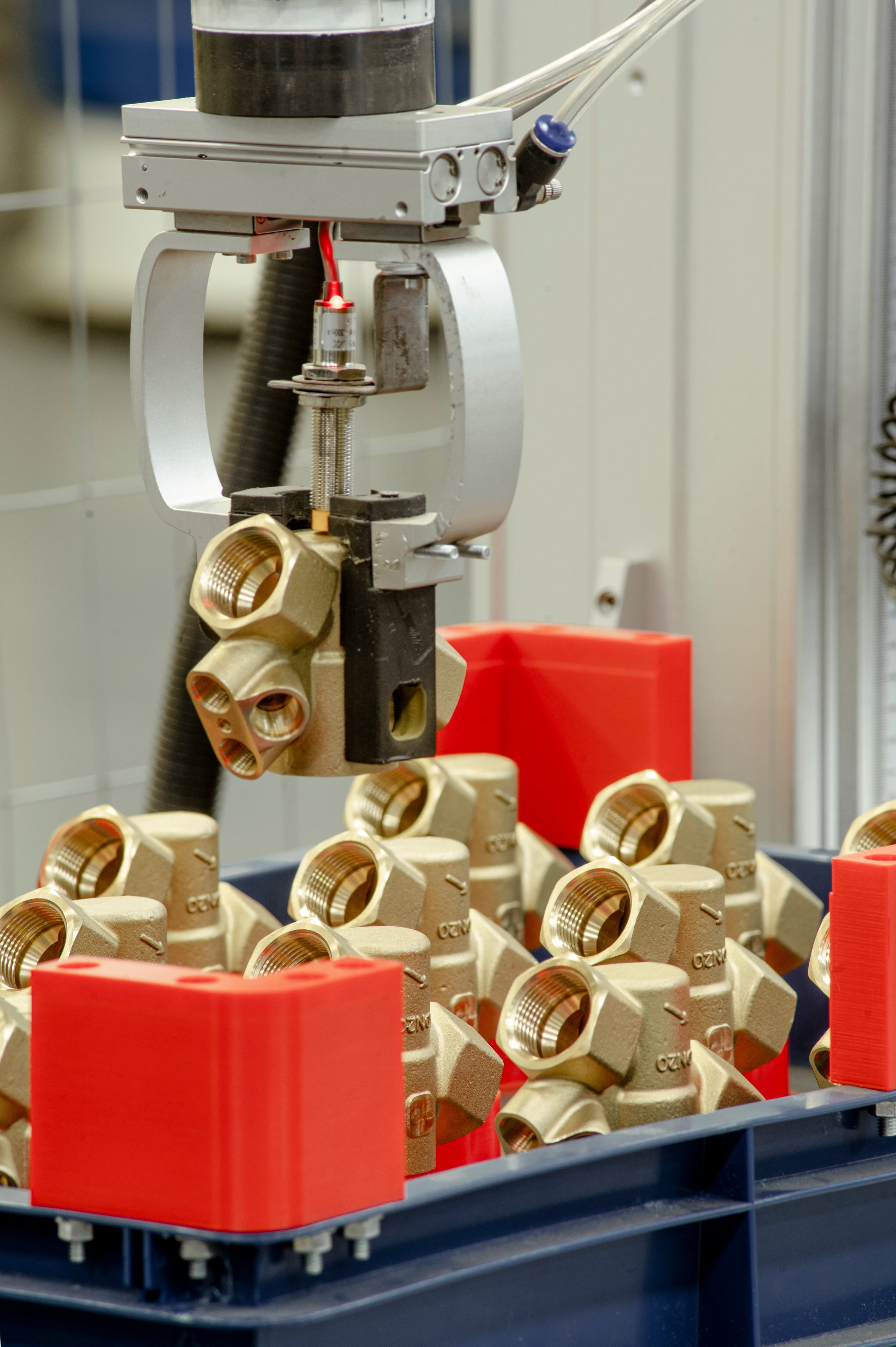 Производство в Твери WETVEL. Студийный и свадебный фотограф В городе Екатеринбург Ирина Мальта