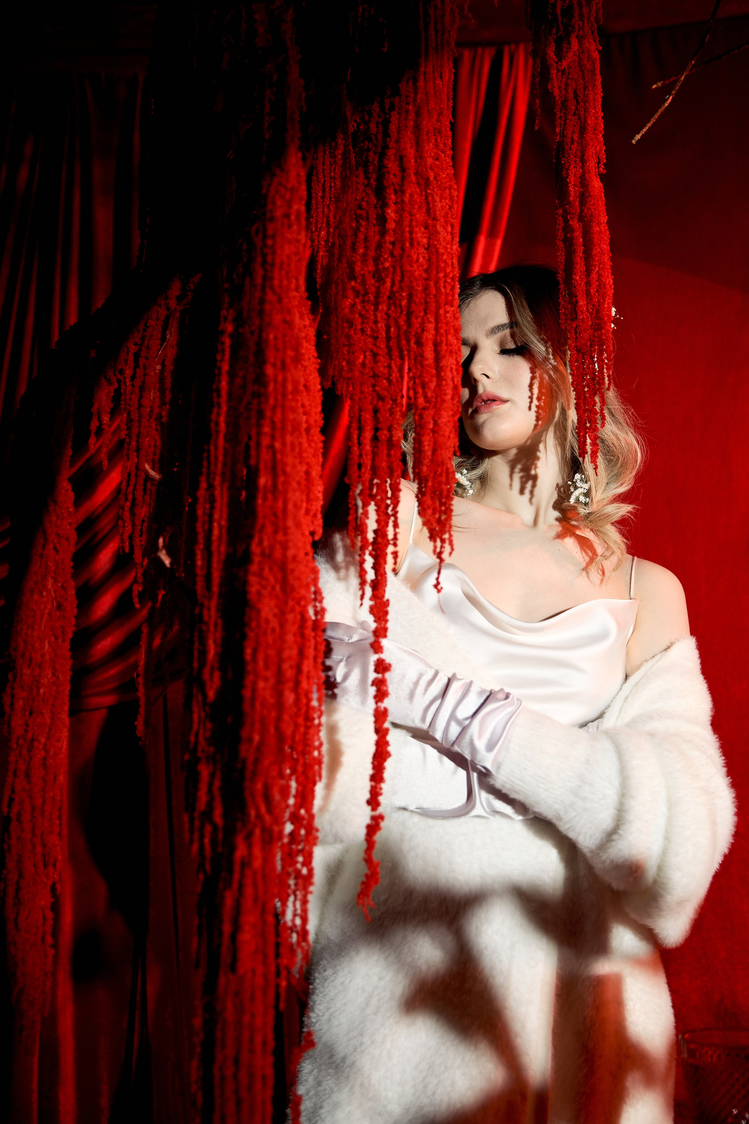 Red. Свадебный фотограф в Красноярске Владимир Ятмасов