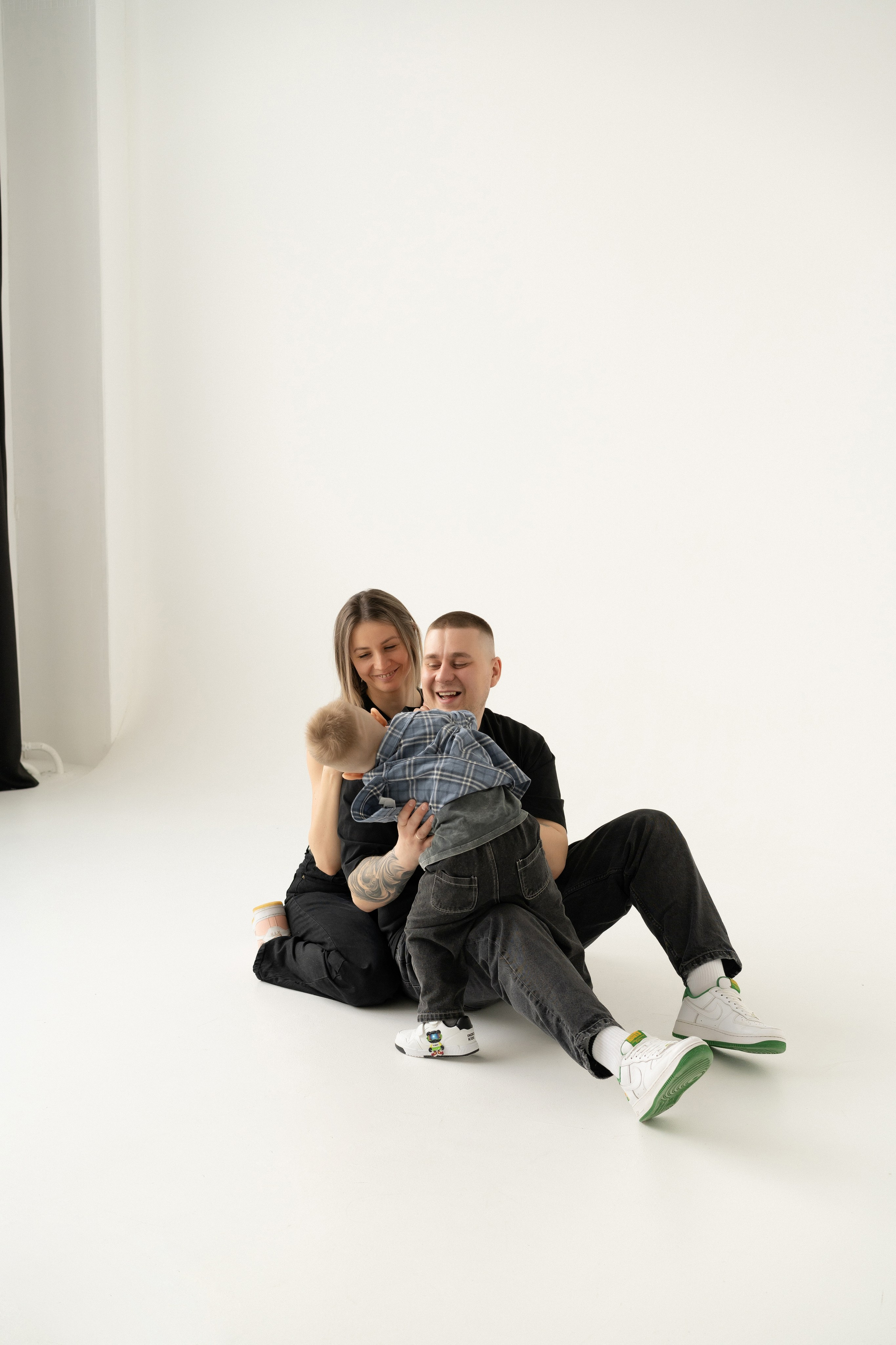 Мир для троих. Моменты и истории о вас настоящих