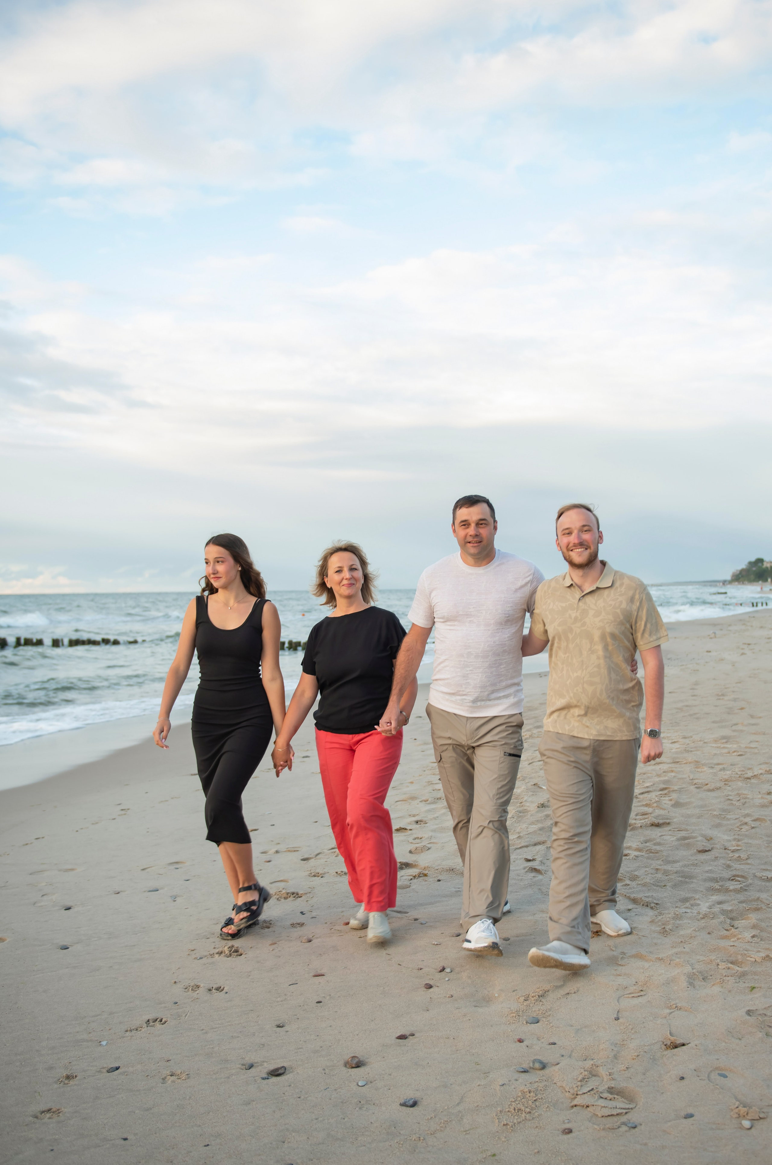 Семейная съёмка на берегу моря. Фотограф Зеленоградск