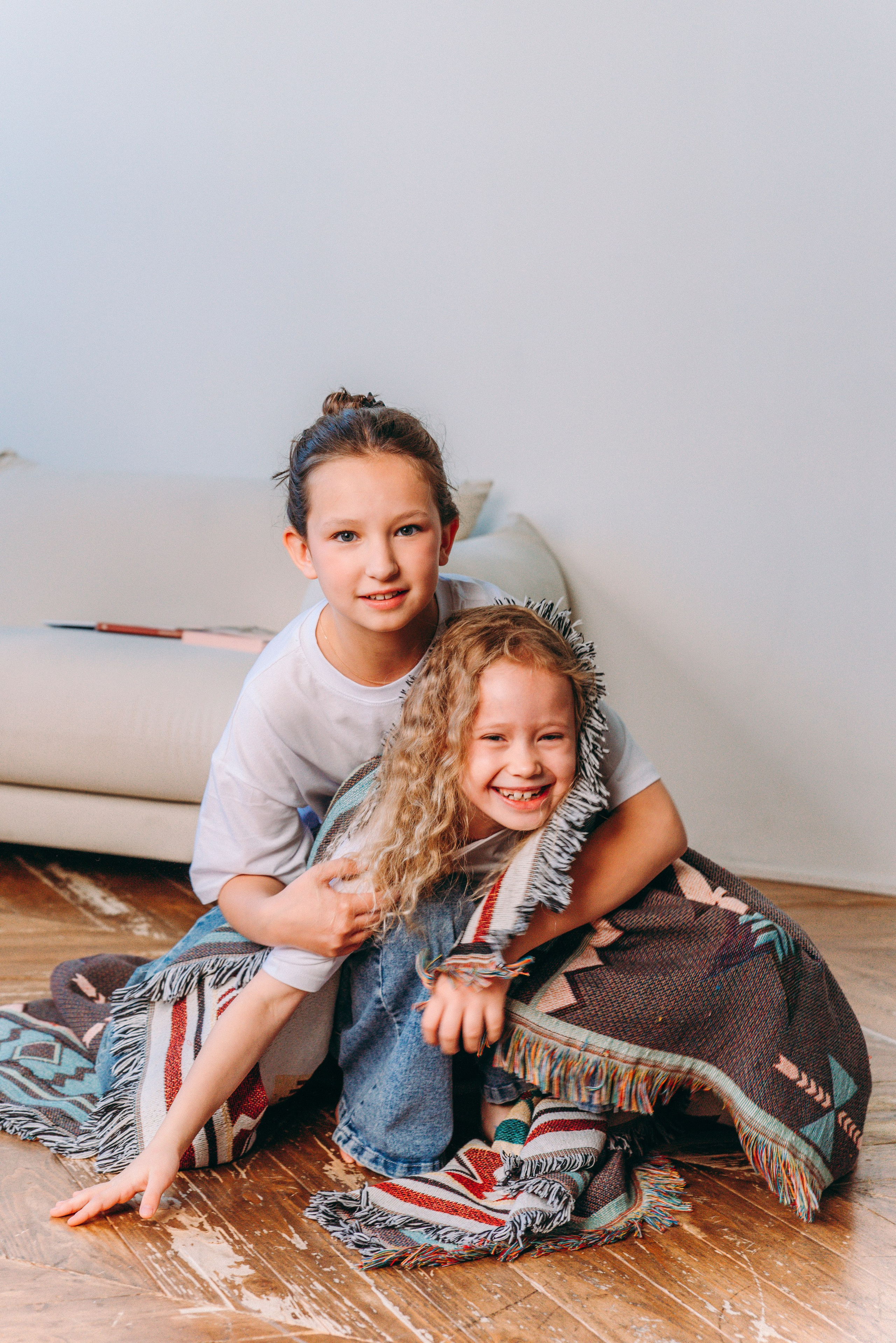 СВЕТЛАНА И ВНУЧКИ. Ольга Козлова фотограф Волгоград olkiny-fotki.ru