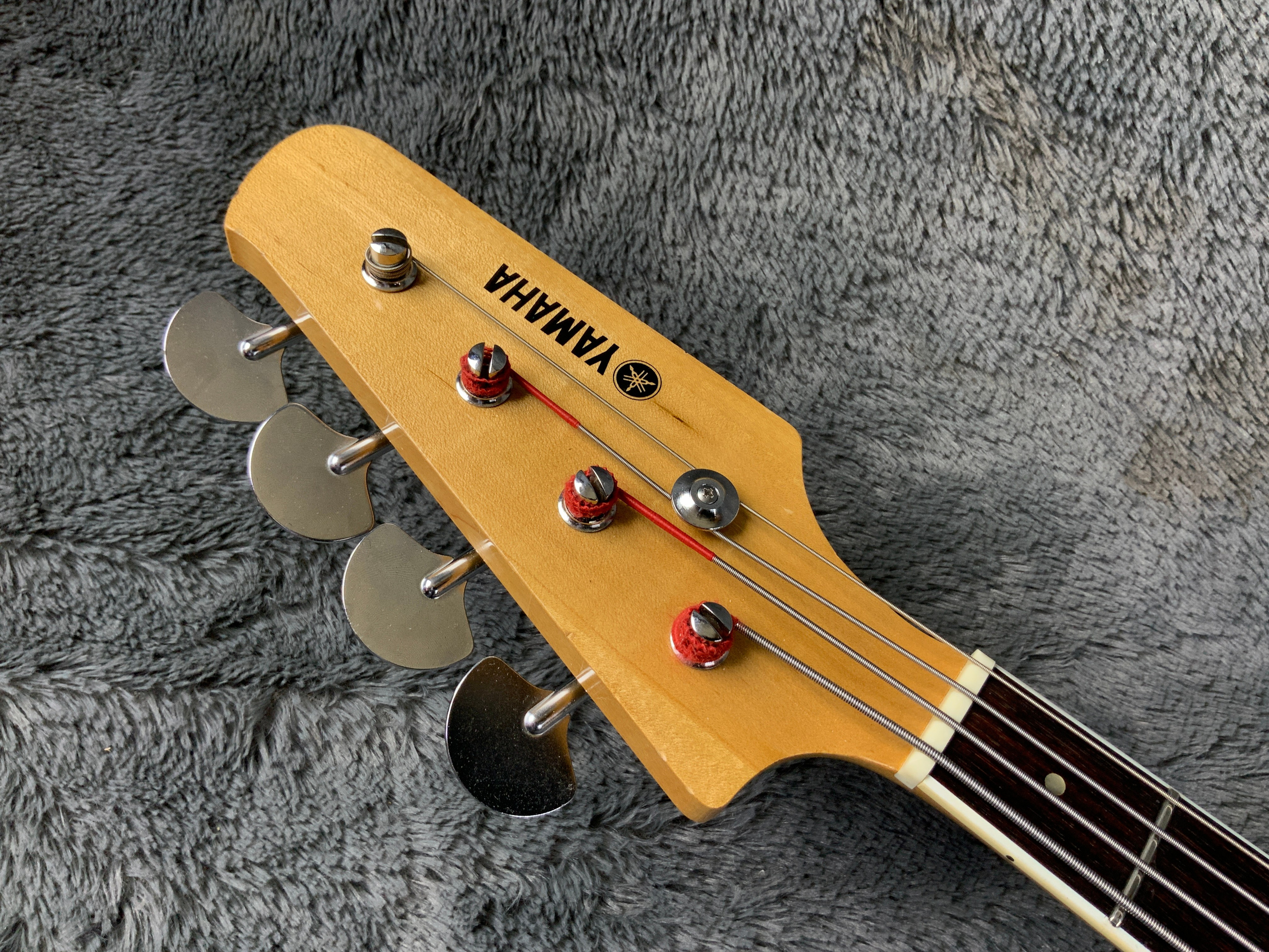 Yamaha SB-55 Super Bass