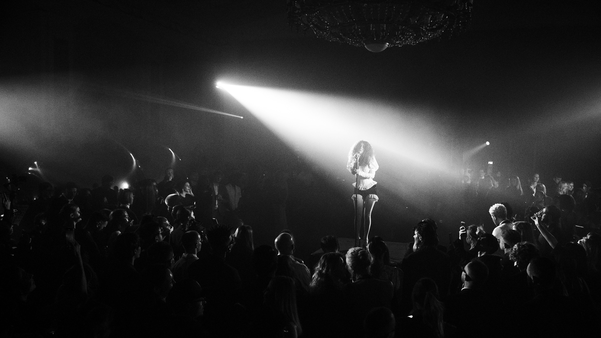 GOSHA KARTSEV Благотворительный бал