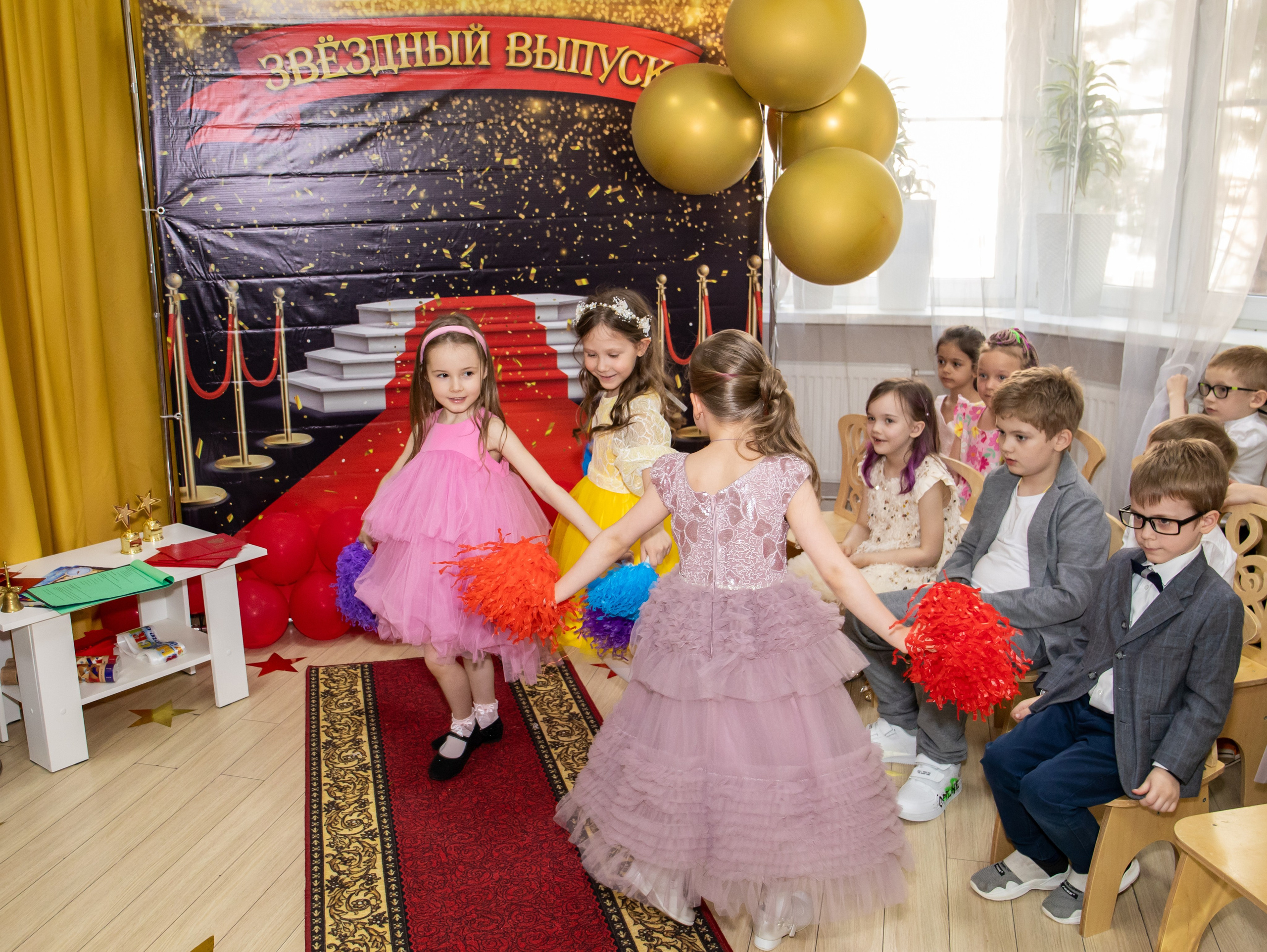 Утренник дет сад. Свадебный и семейный фотограф в Москве Мила Широких