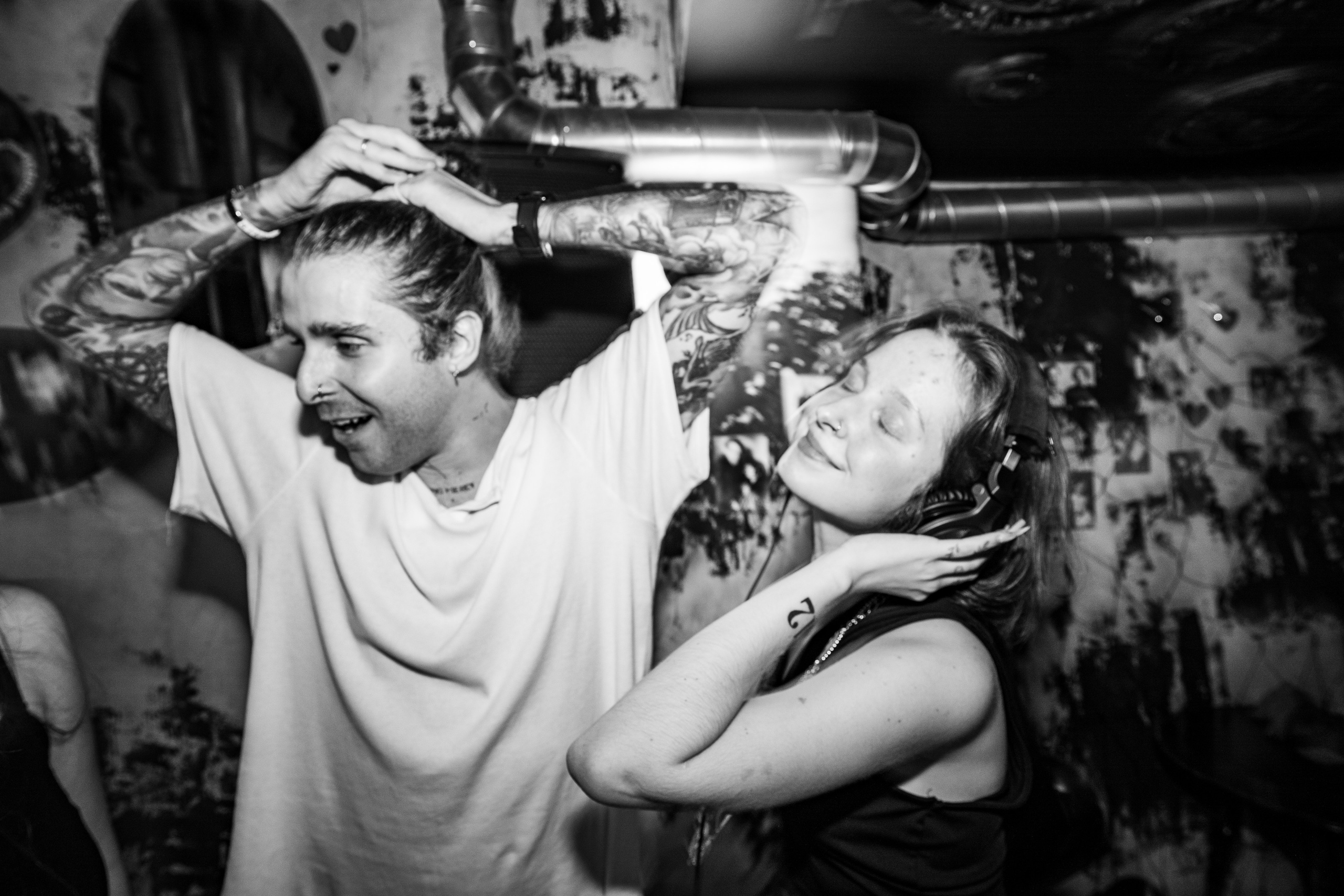 Бар разбитых сердец. DJ Guitacidelli. Концертный и репортажный фотограф в Санкт-Петербурге Слава Пахомов