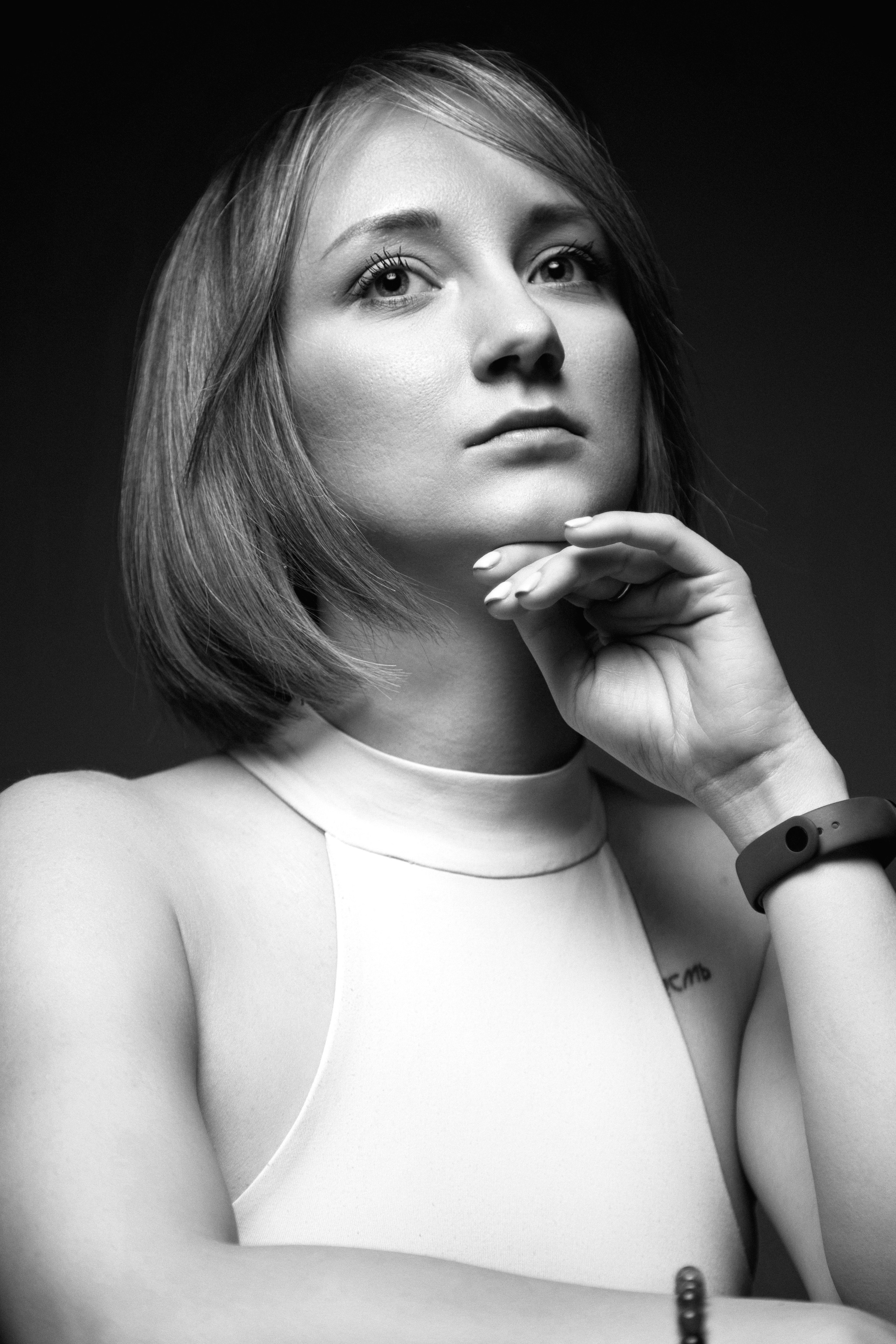 Женский глубокий портрет. Портретный фотограф Игорь Полозов. Город Москва