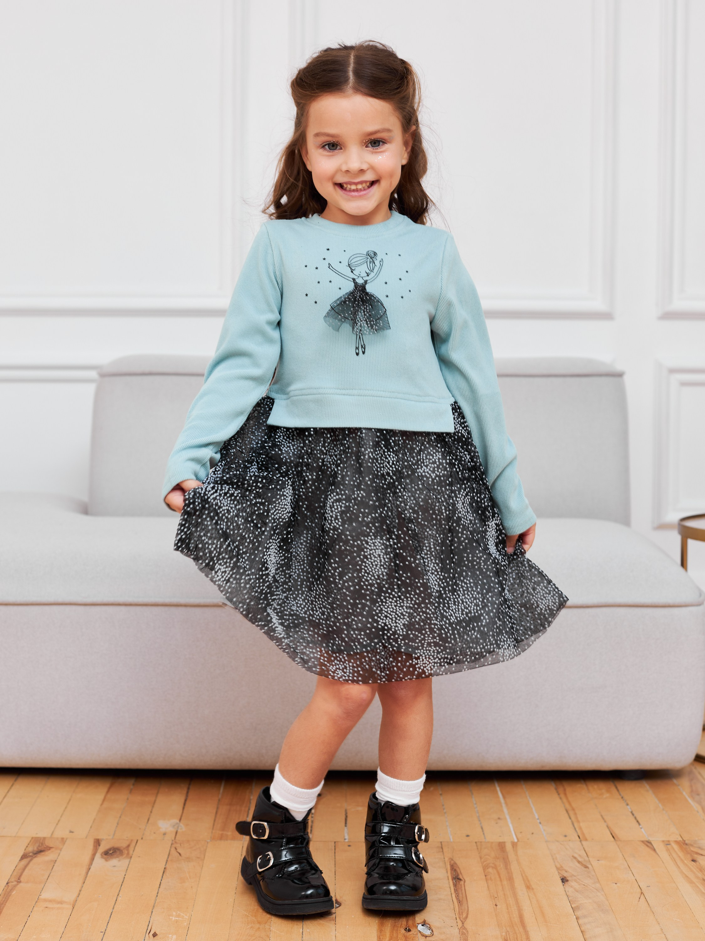 Фотосъемка платьев для девочек Екатеринбург Wildberries ВБ Ozon Озон фотосессия детей Екб заказать цена фотосъемка товара WB детское платье. Фотограф Екатеринбург Анастасия Жерновская | Маркетплейсы и нейрофото