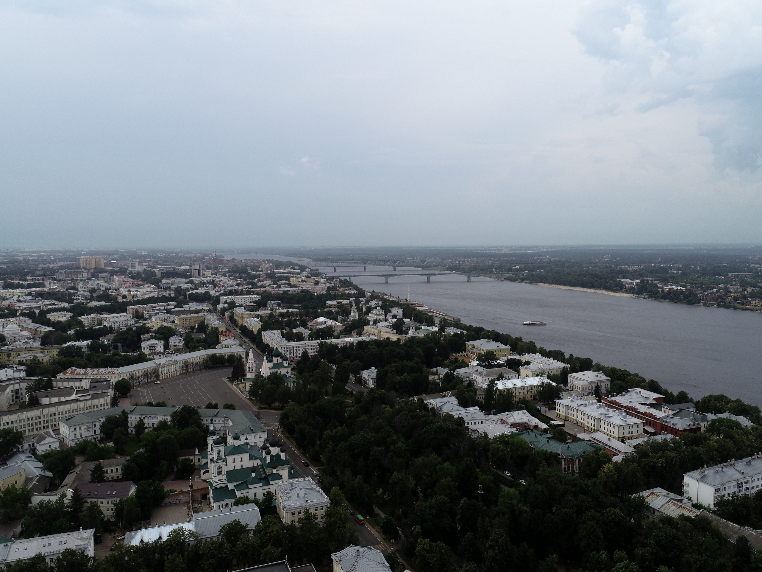 Аэросъёмка в Ярославле дрон квадрокоптер — портфолио Грибов Медиа. Фото и видеосъёмка в Ярославле | Грибов Медиа контент студия  — от 2500 ₽/час