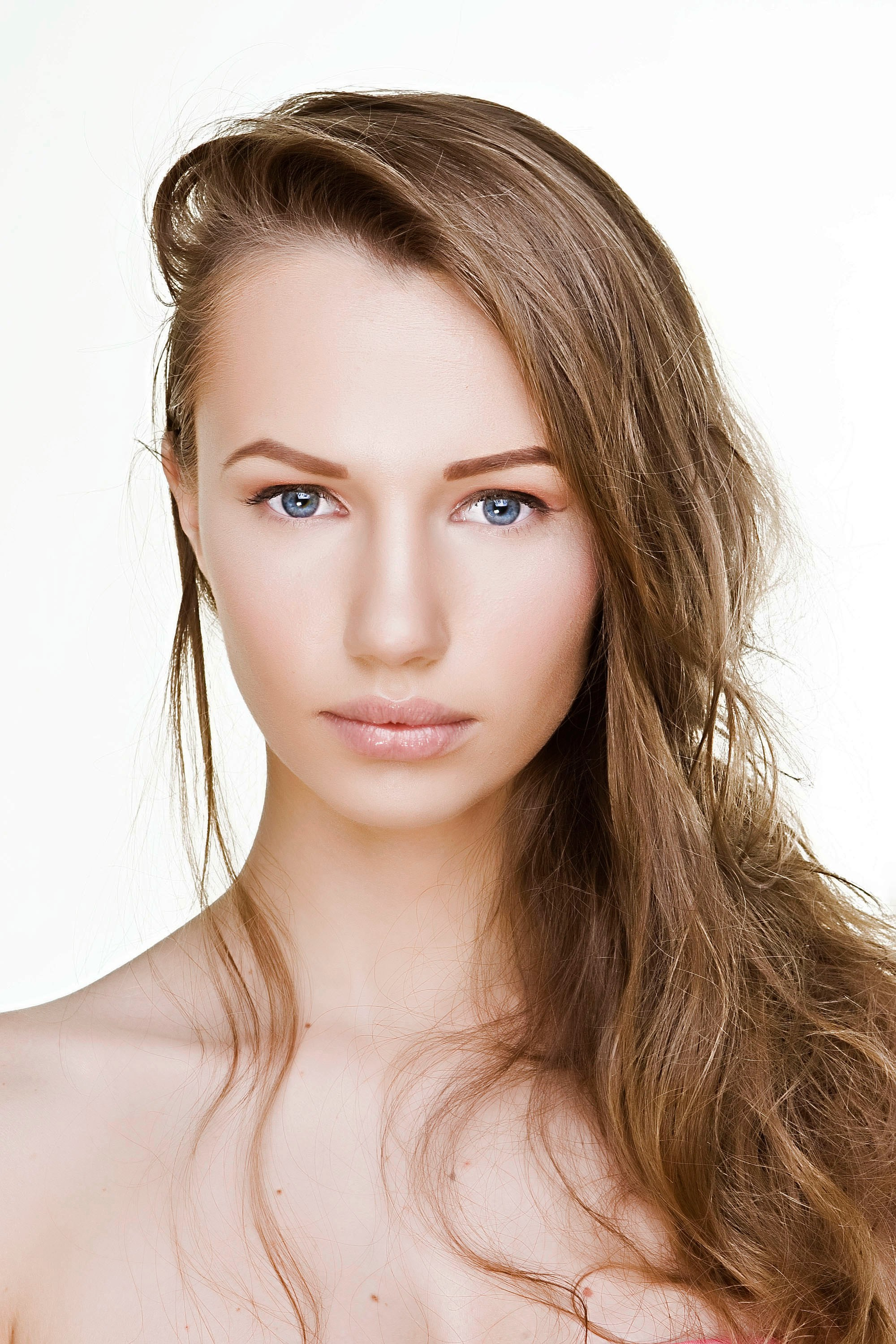 Gloss. Мультижанровый фотограф Дарья Strebog