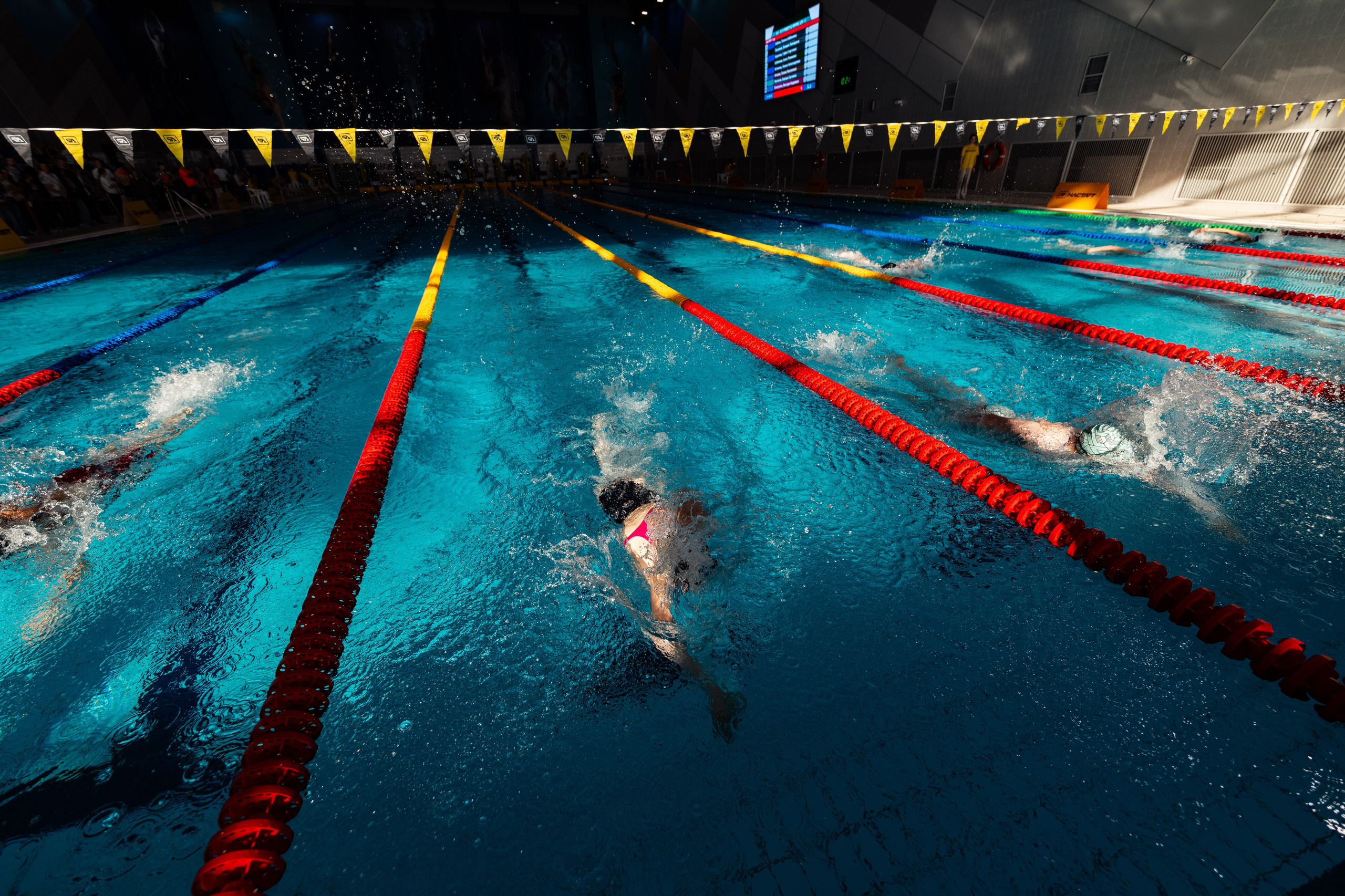 Второй тур Соревнований по плаванию «НАСТАРТ» СК «Акватория ЗИЛ». Репортажный фотограф в Москве Измалков Артем