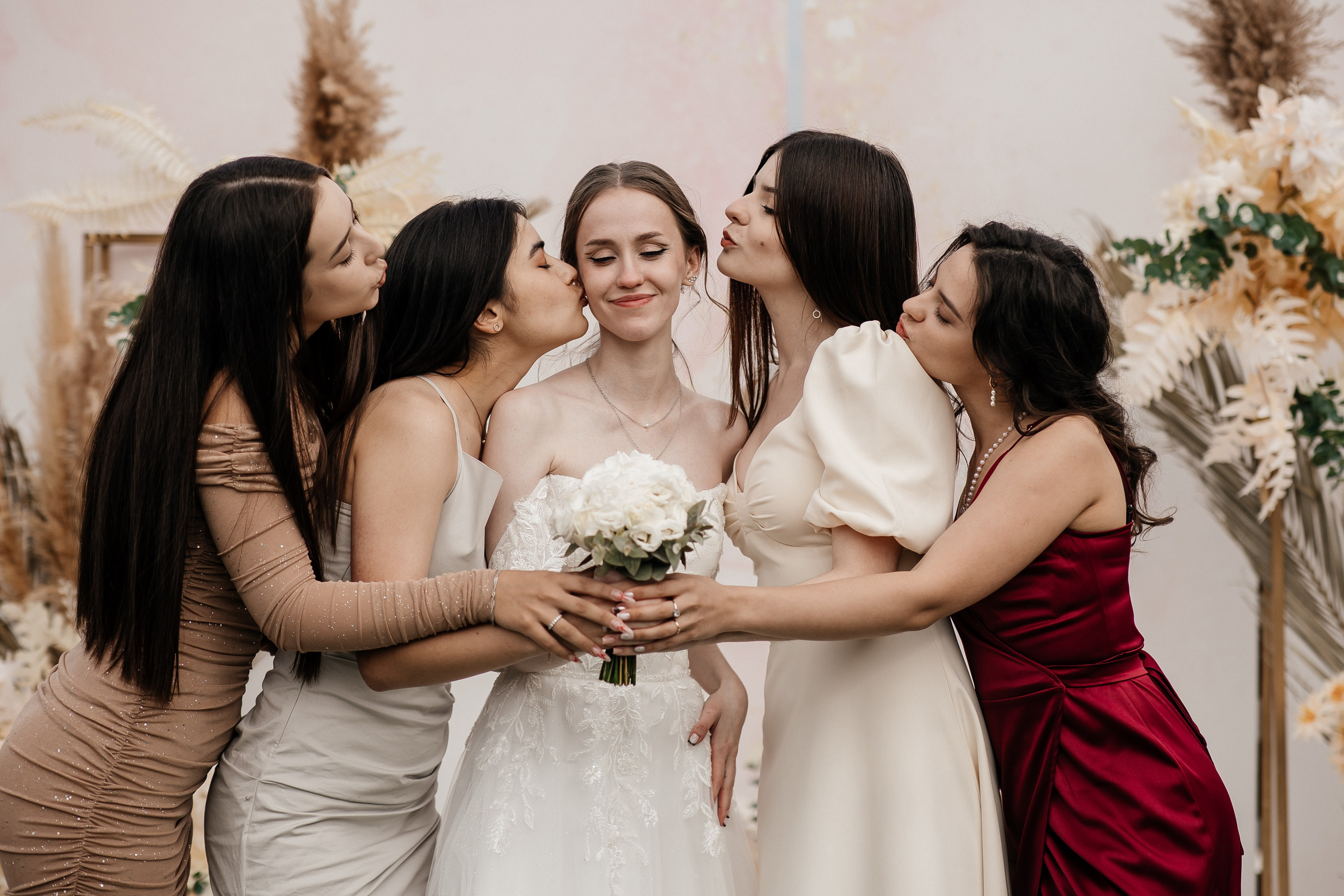 Кафе 51 08.2024. Свадебный и портретный фотограф Алина Иванова. Екатеринбург-Москва