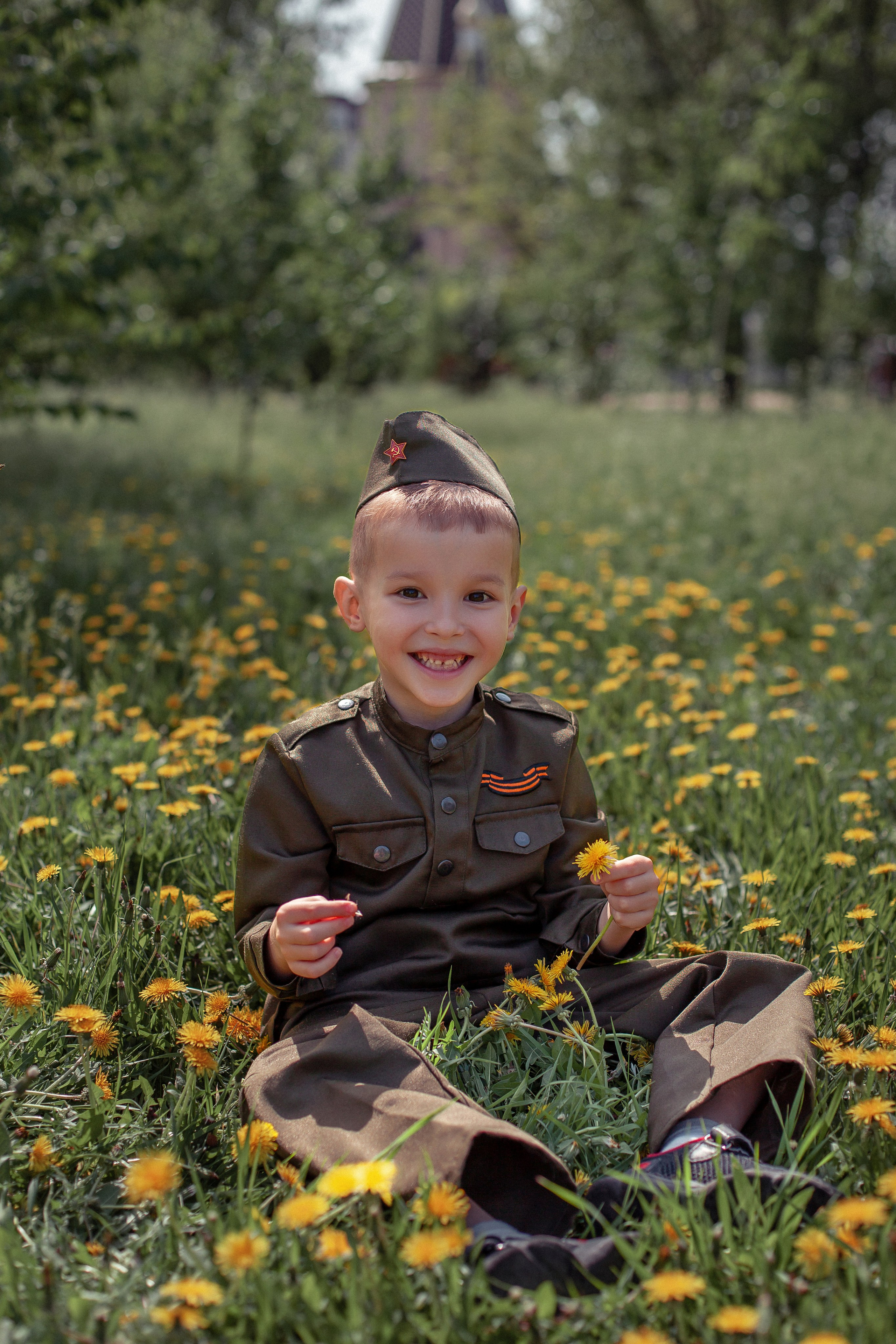Семья Марии и Антона в весеннем цветении. Фотограф в Волгограде Норченко Светлана