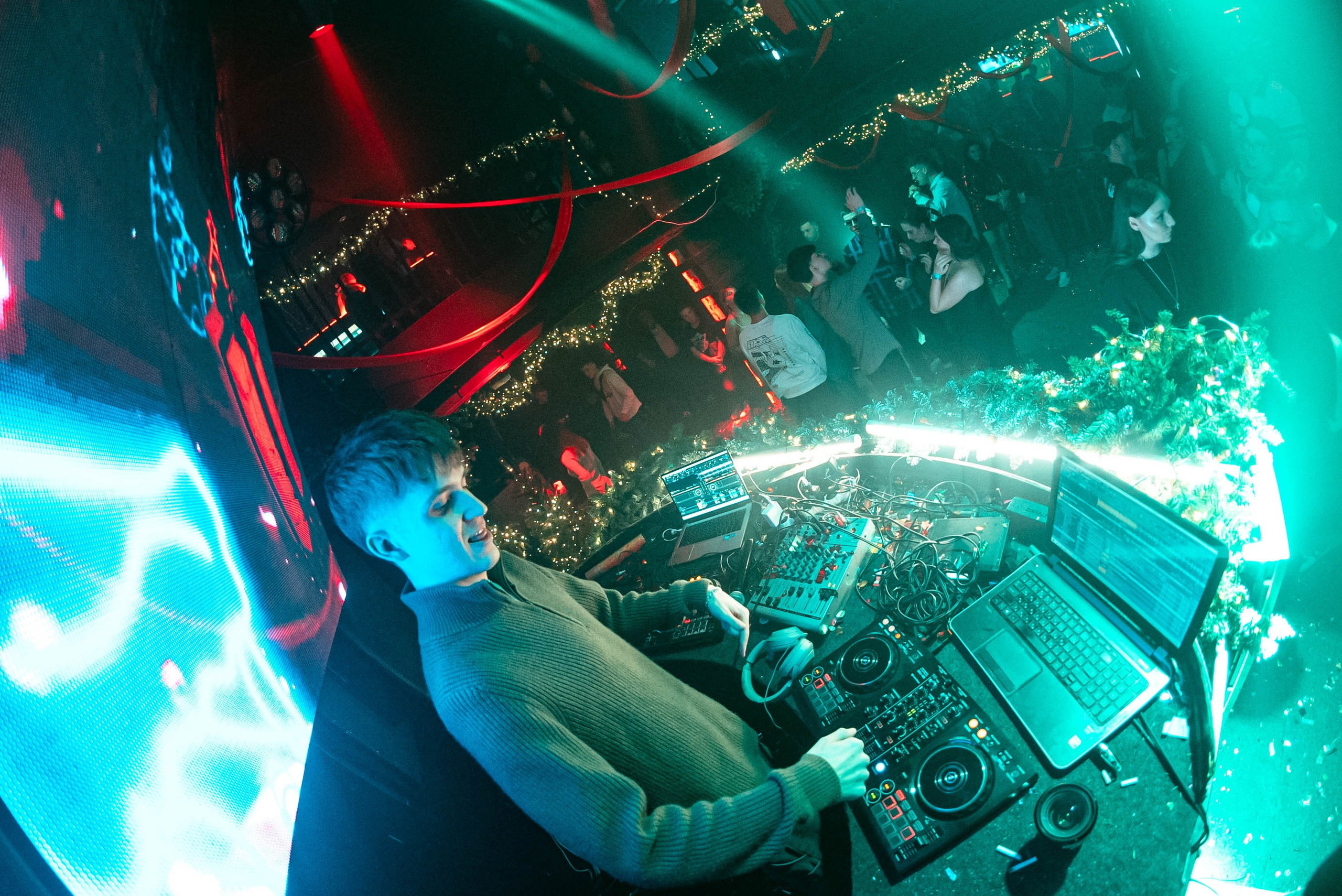 ZHARA | NEW YEAR 2025. ZHARA CREW