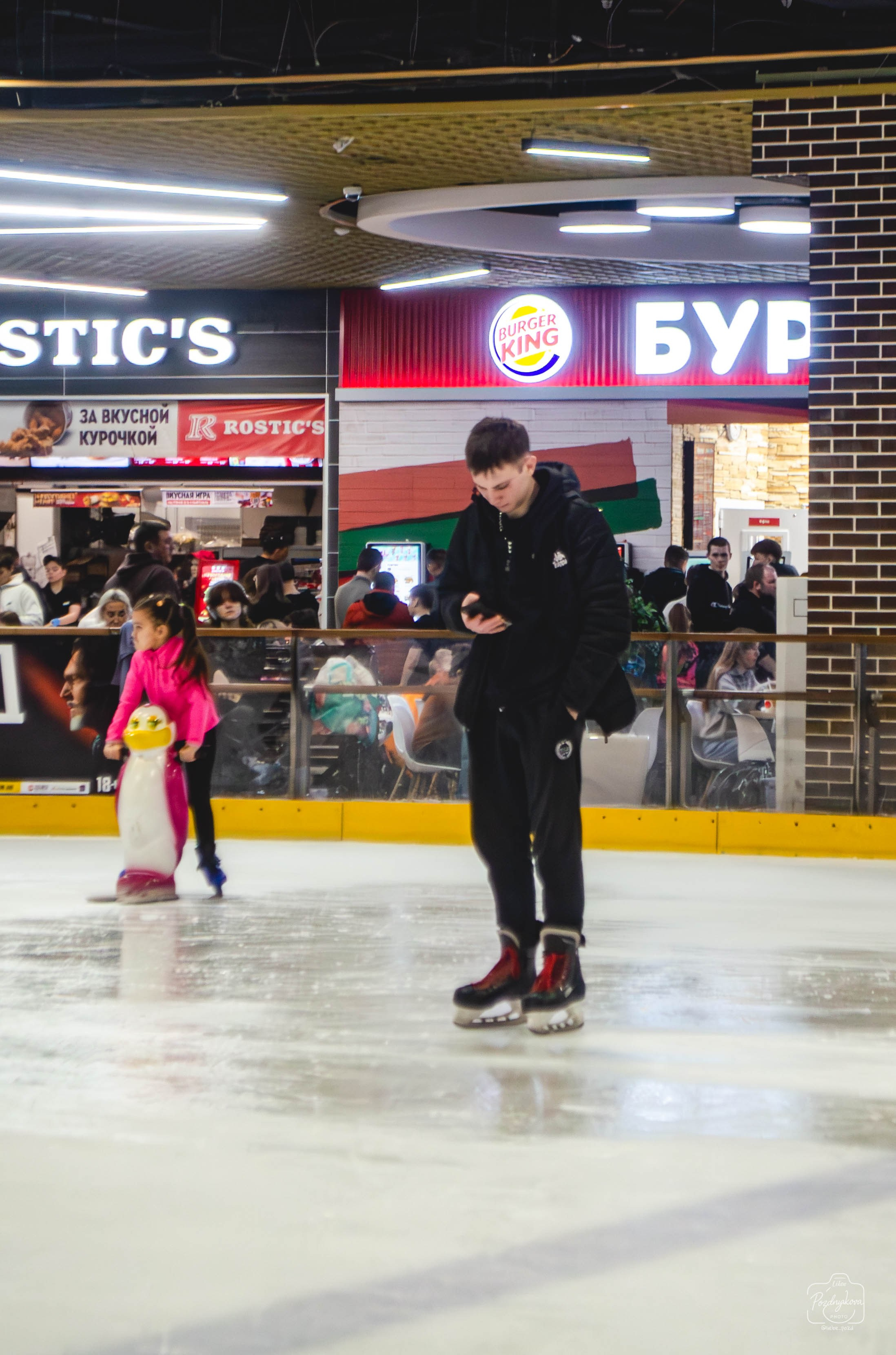 ТРЦ Galaxy Барнаул Traveler`s coffee и каток|Раиса Дорохова|10.01.2026. Фотограф-видеограф Познякова Любовь