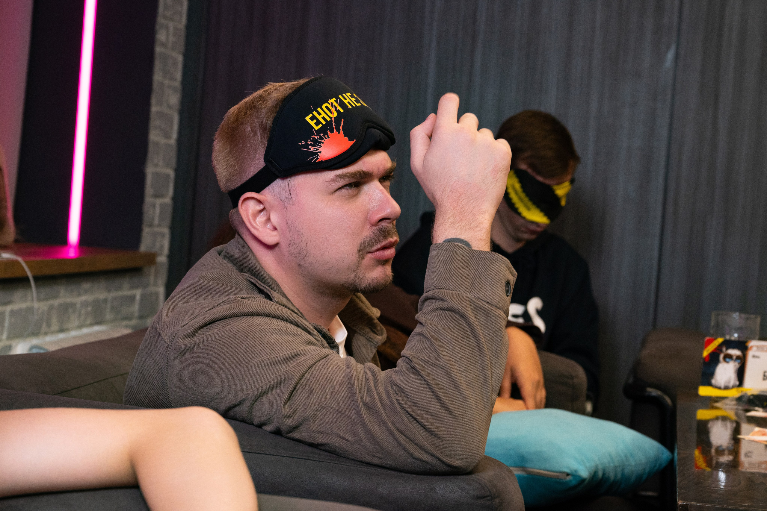 Репортаж на турнире по игре Мафия в «Мятном еноте». Фотограф мероприятий в Москве